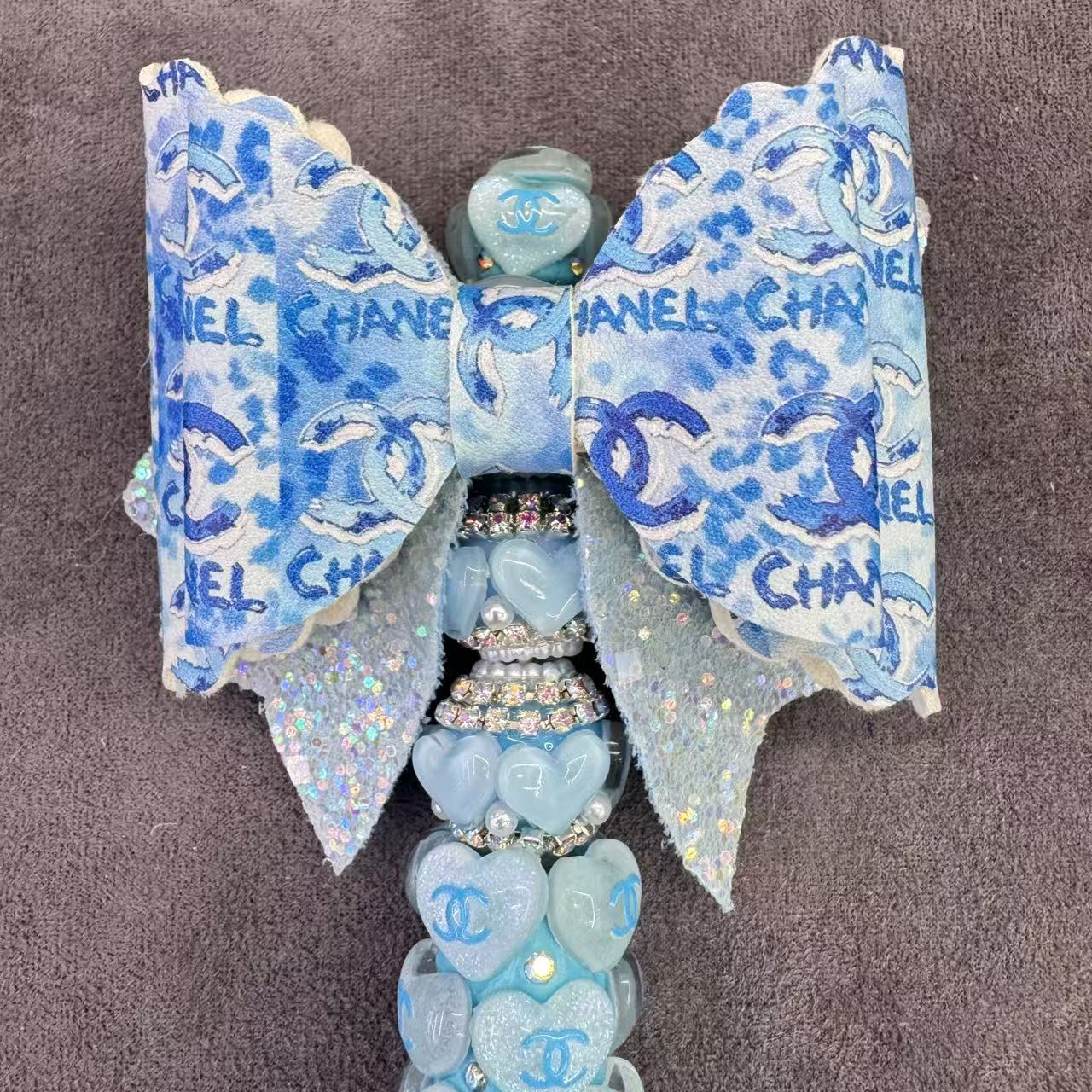 Printed with Interlocking‑C Sugar Bow Beads  As Picture Shows