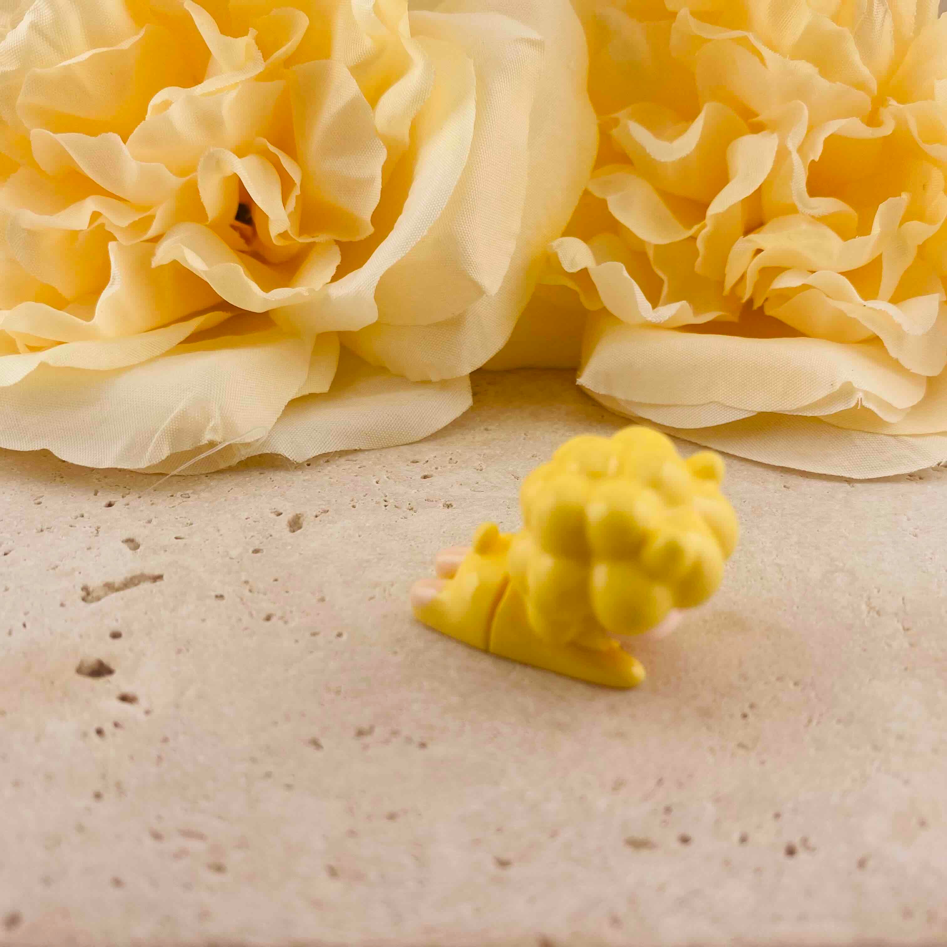 FS19957-About 21*26mm Yellow Curly Hair Pen Topper