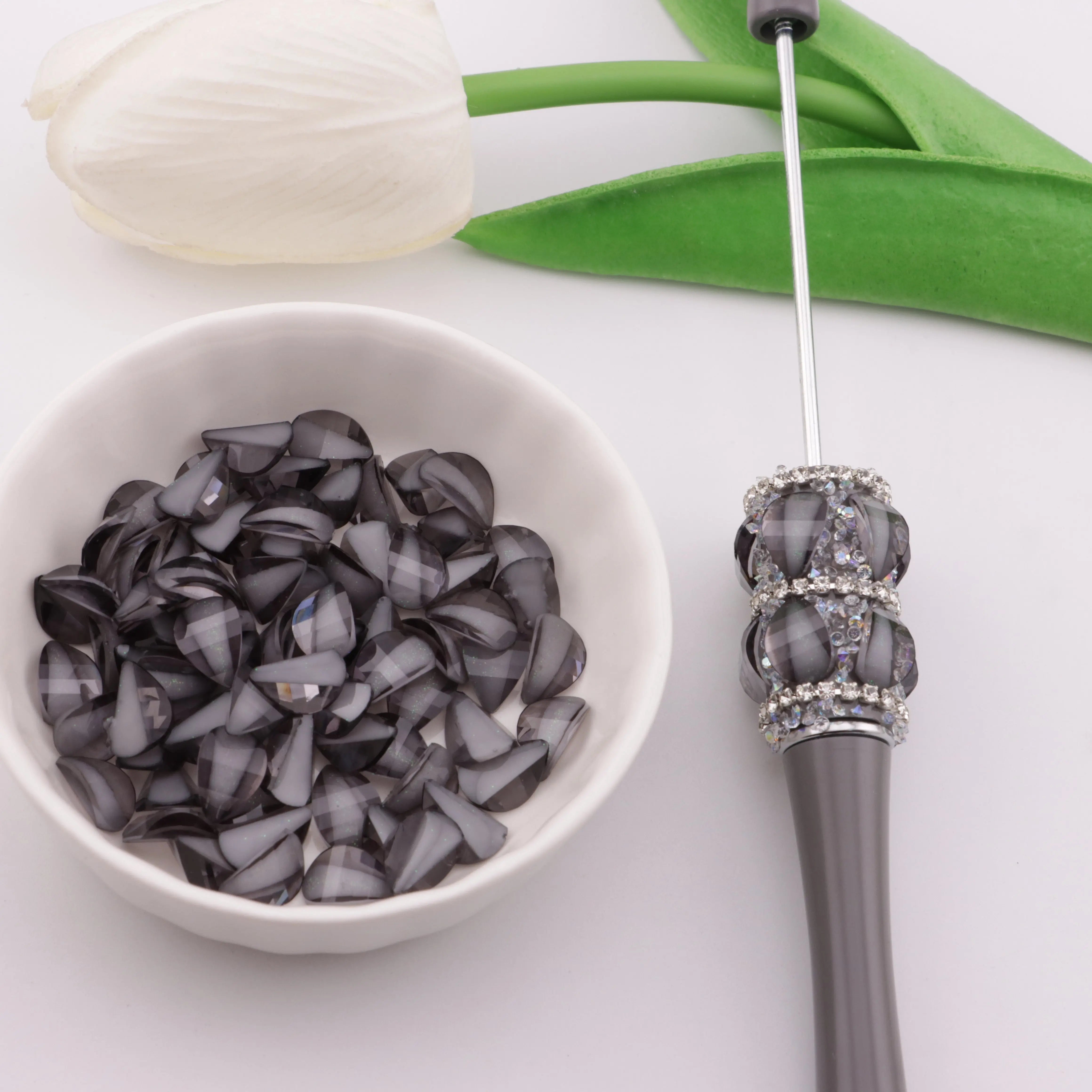 7×10mm Waterdrop Petals Zoe's DIY Shop