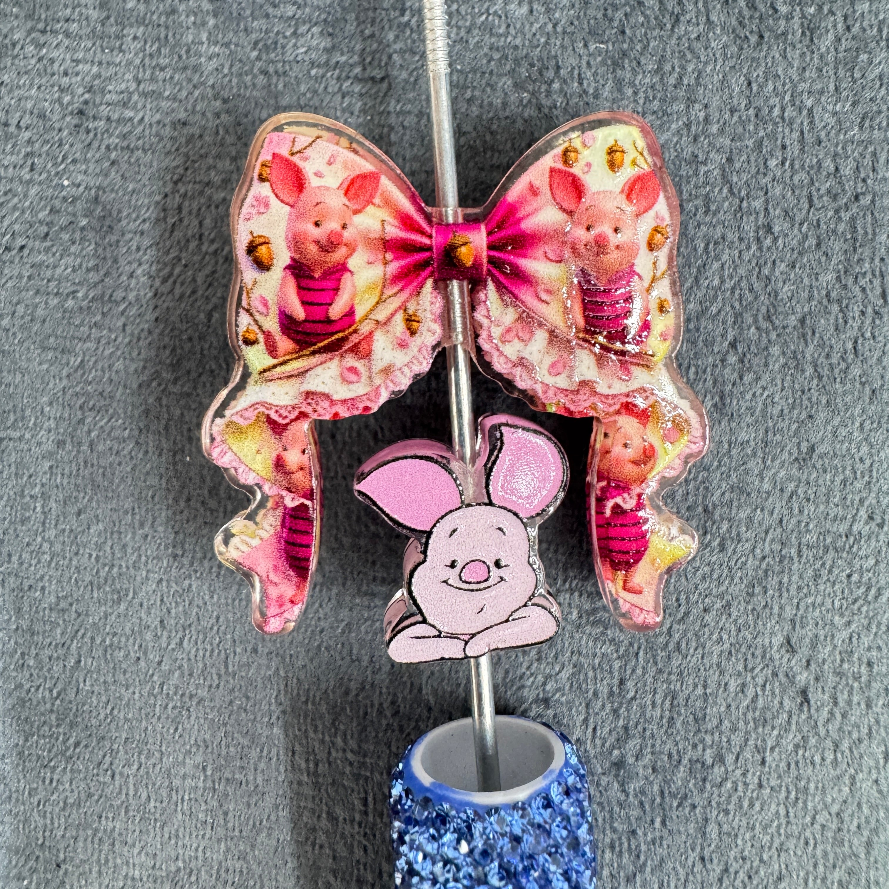 Cute Pink Pig Character Lace Bow Acrylic Beads Bow and Decoration