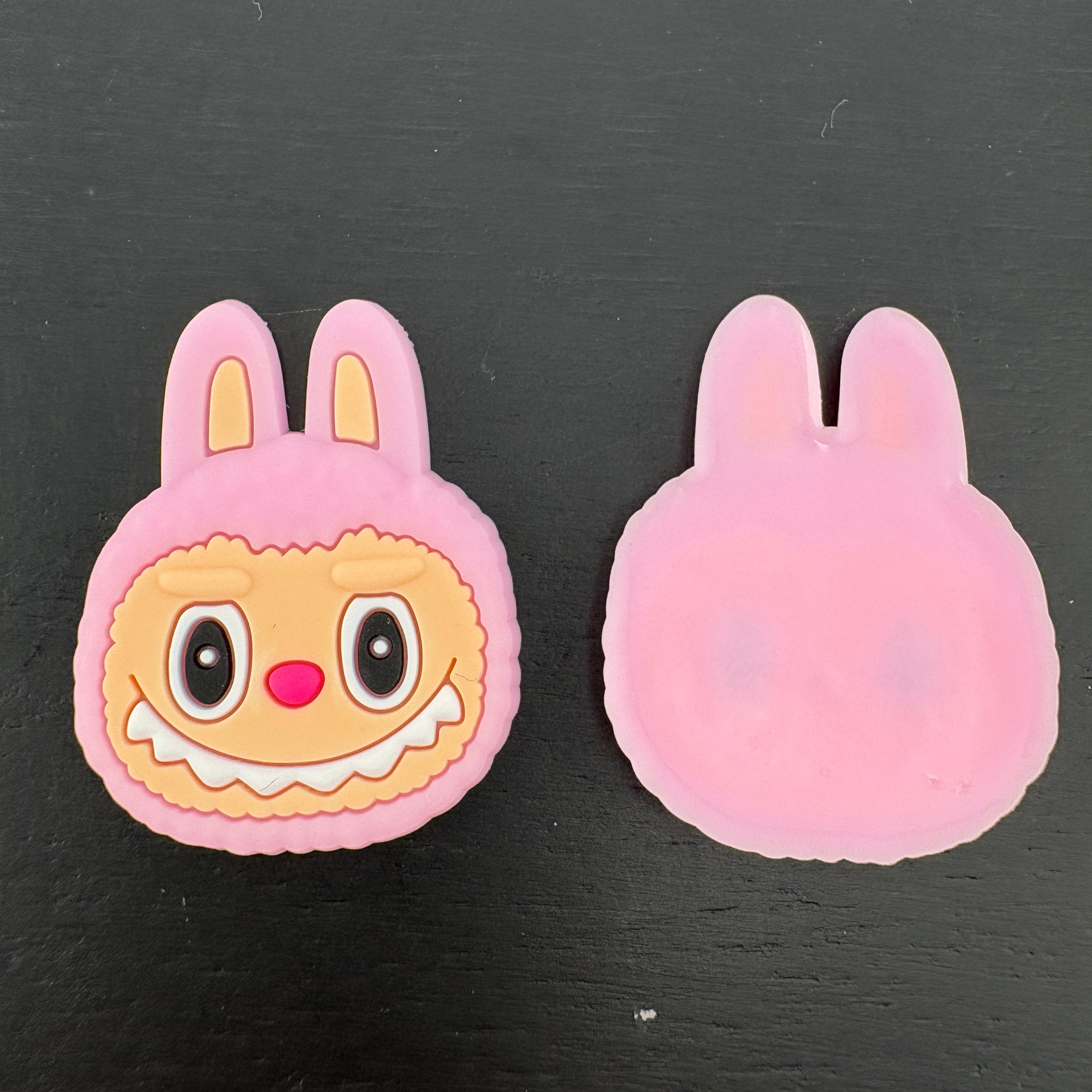 FS2558- 35mm Labubu Head Silicone Charms Patch