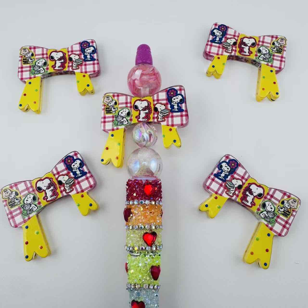 FS20027-Snoonpy Acrylic Bow Focal Beads