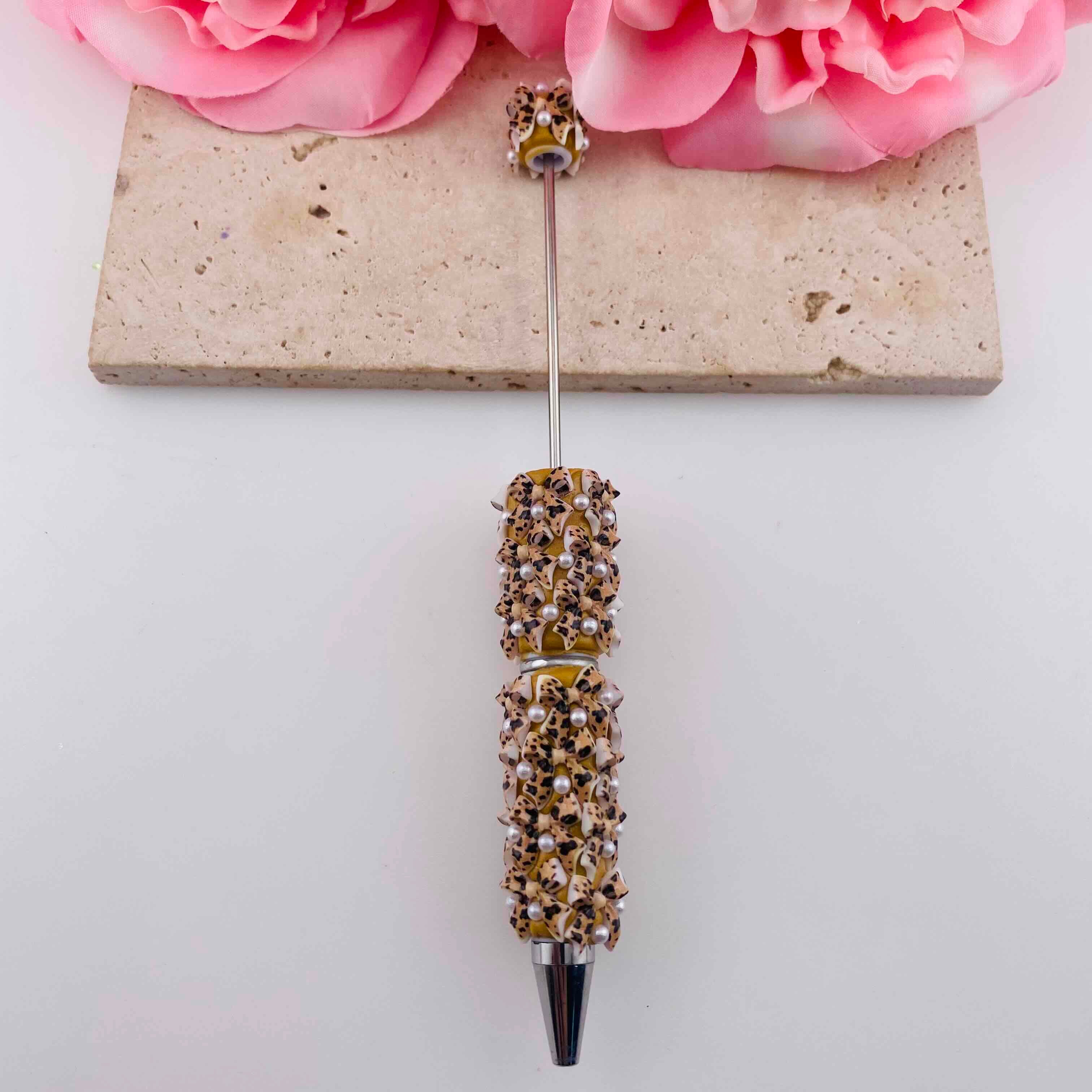 FS19788-Leopard Bow Clay Pens
