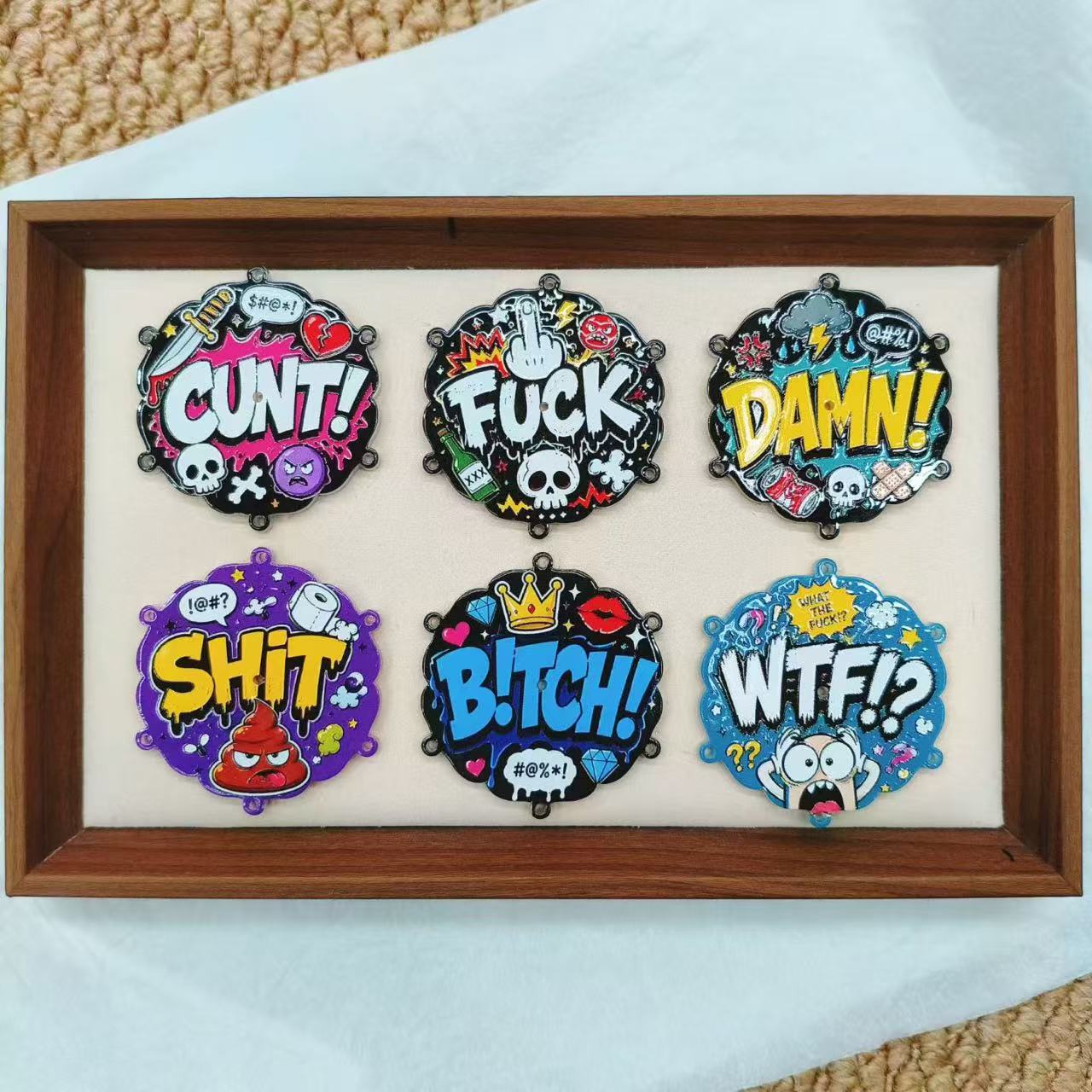 Street‑Graffiti Edgy Acrylic Beads,Wavy Edged Flat Round Shape,Random Mix