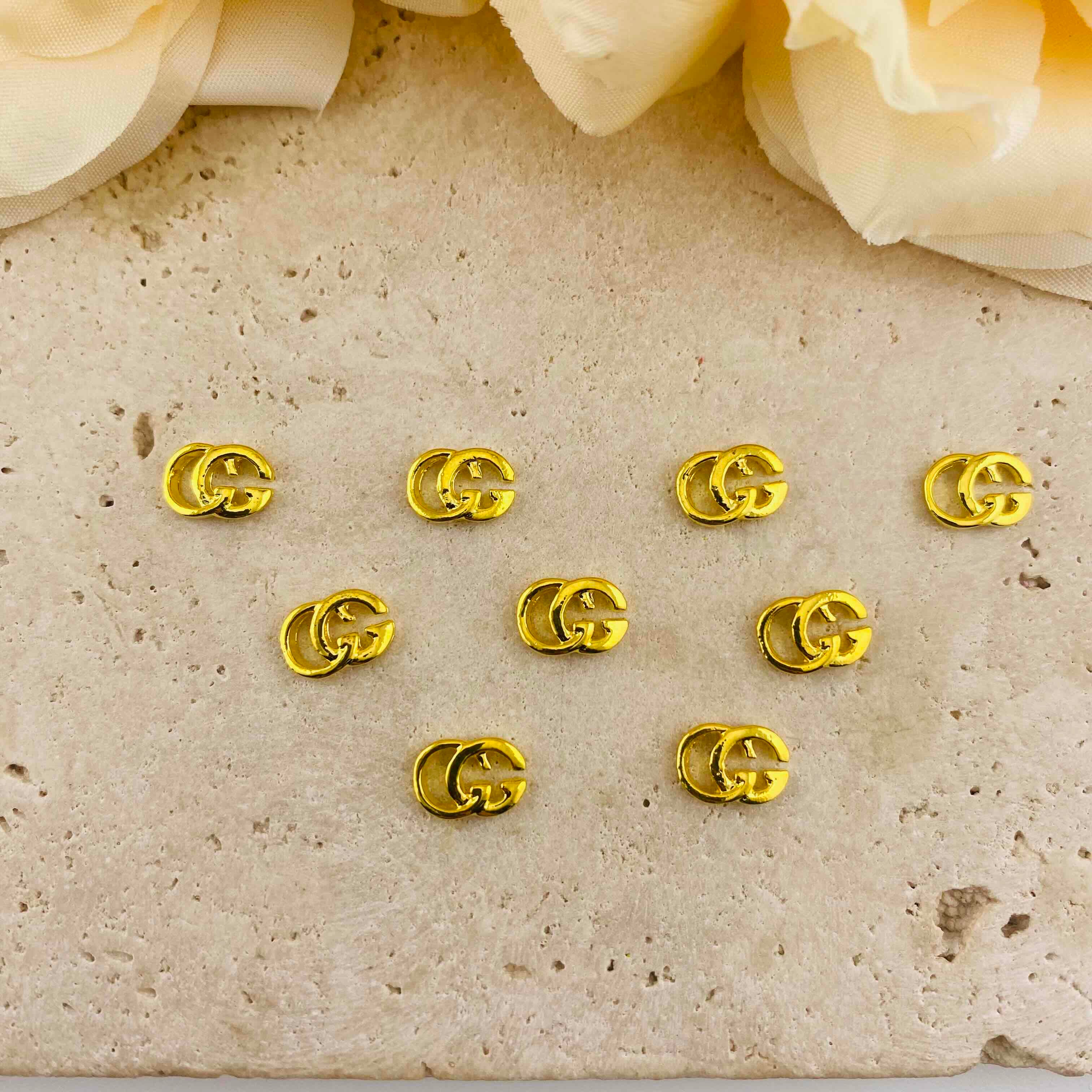 FS4705-  9mmGG Metal Nail Charms