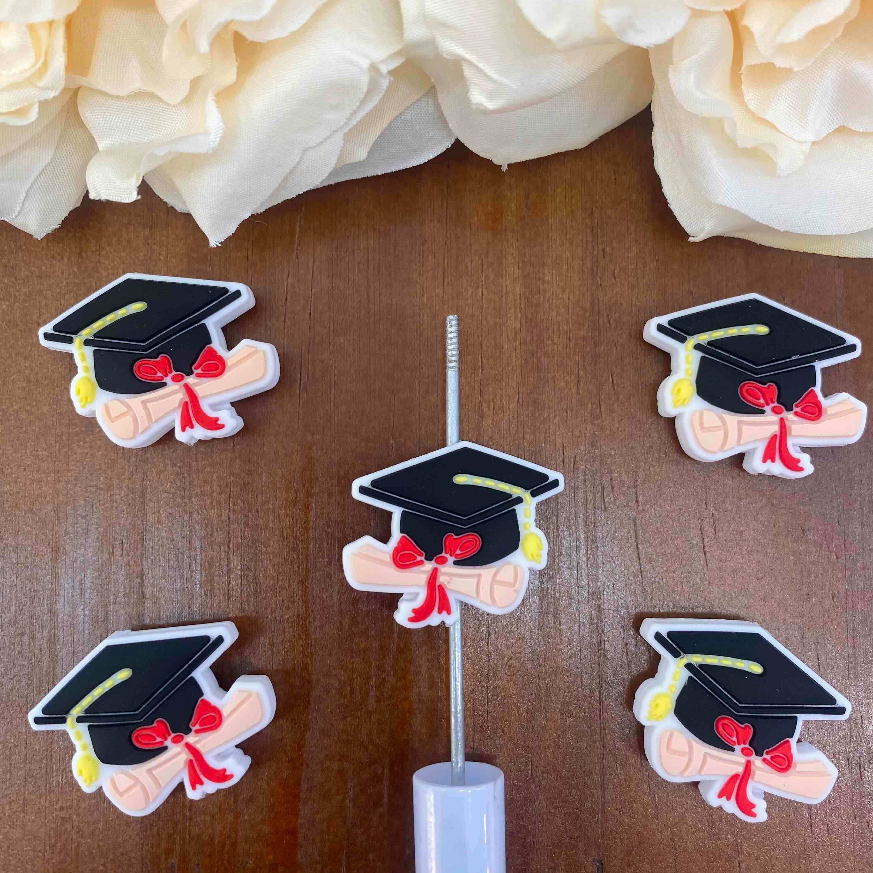 FS20417-Graduation Cap Flat Silicone Focal Beads