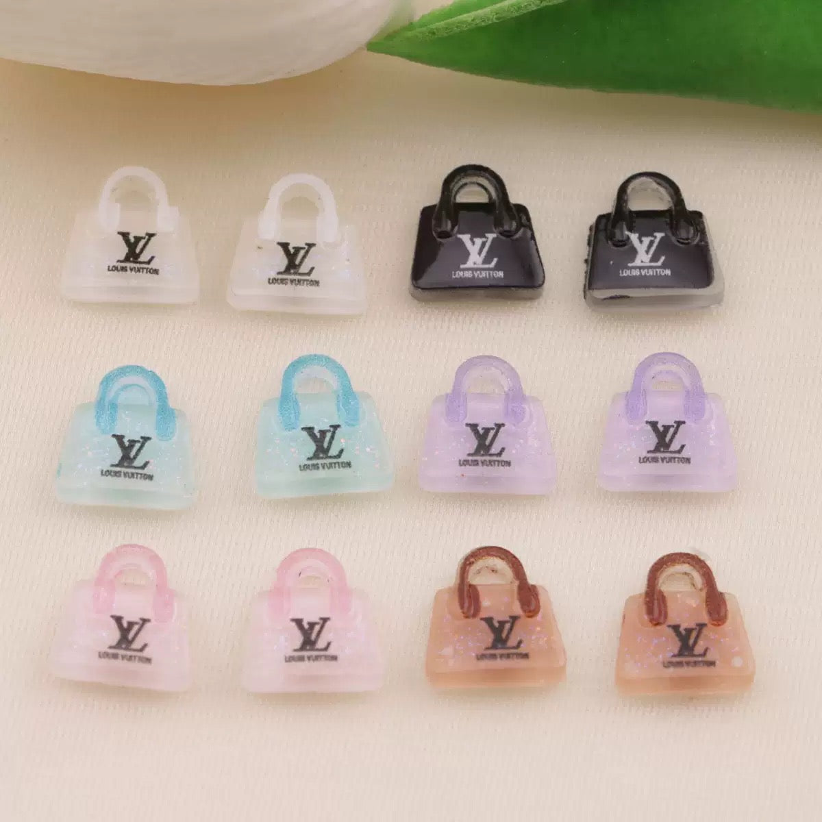 FS6470-About 10×11mm Bags Printed Resin Nail Charms
