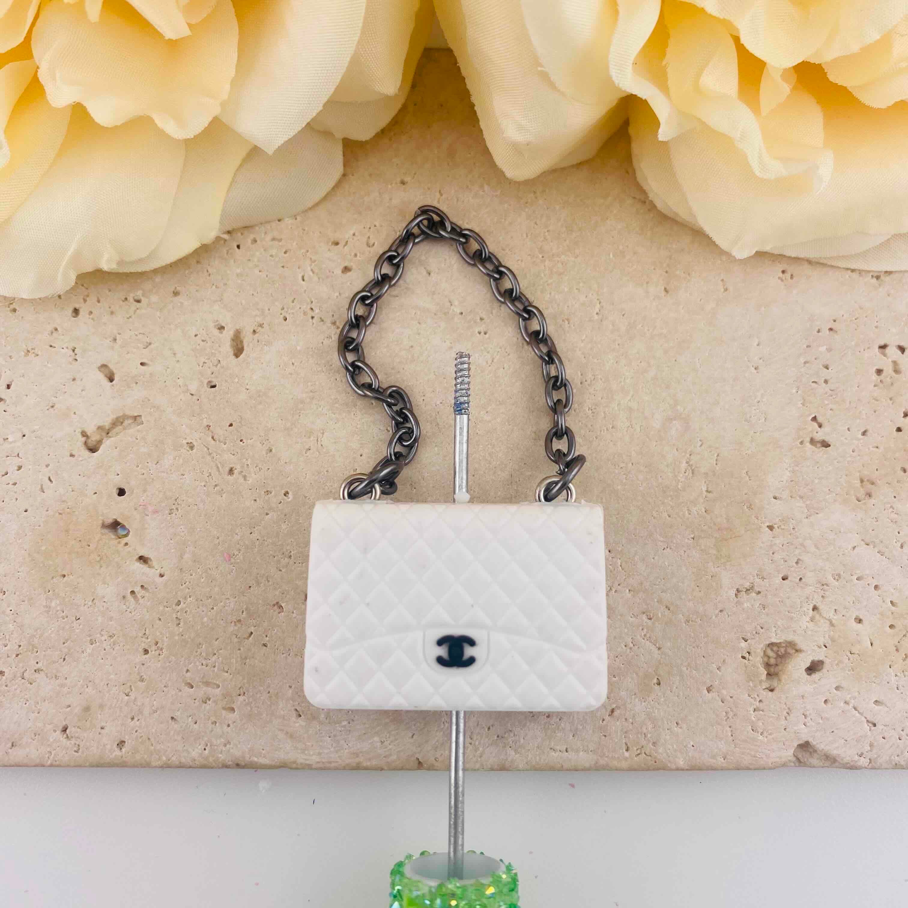 FS5605-  About 23*36mm CC Chain Handbag Silicone Beads