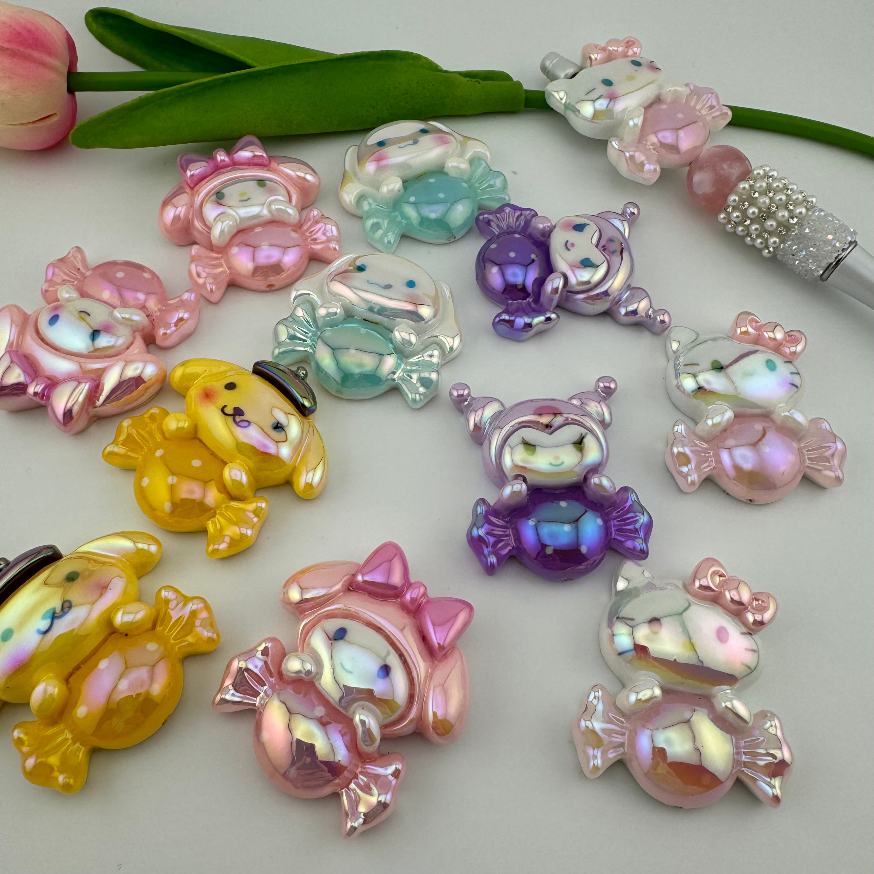 10 Pieces Mixed Color Sanrio Resin Beads