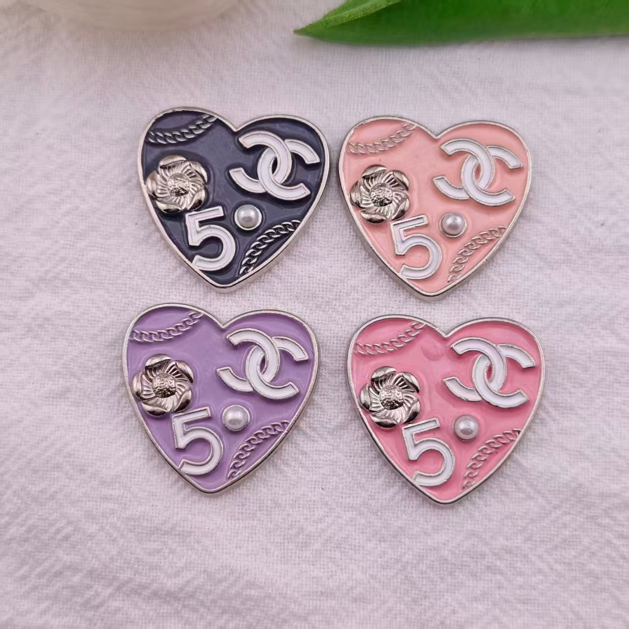 FS4148- 25×24Mm CC  Heart-Shaped Pearl Alloy Patche Zoe's DIY Shop