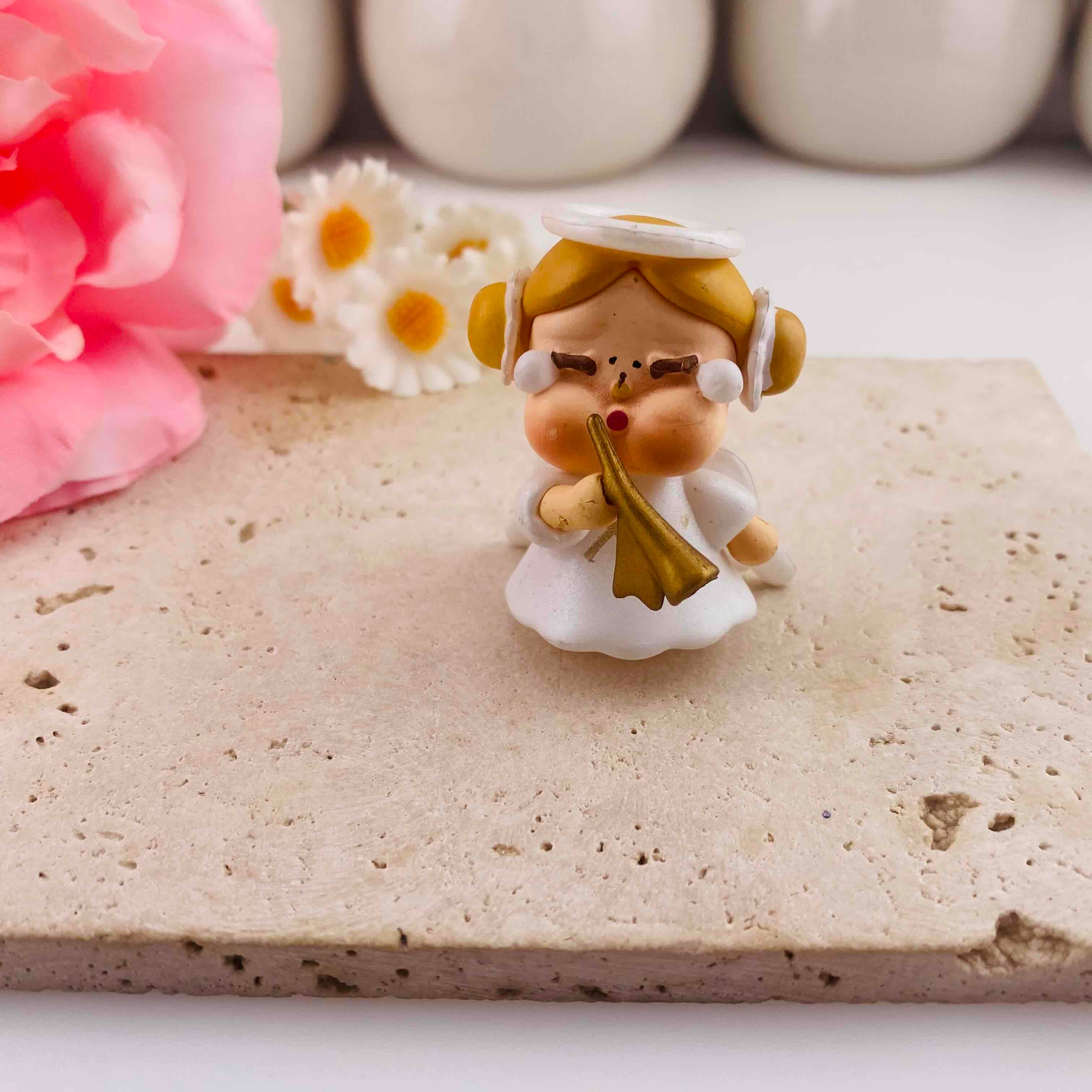FS19893-About 30*40mm Crybaby Lonely Angel Figurine