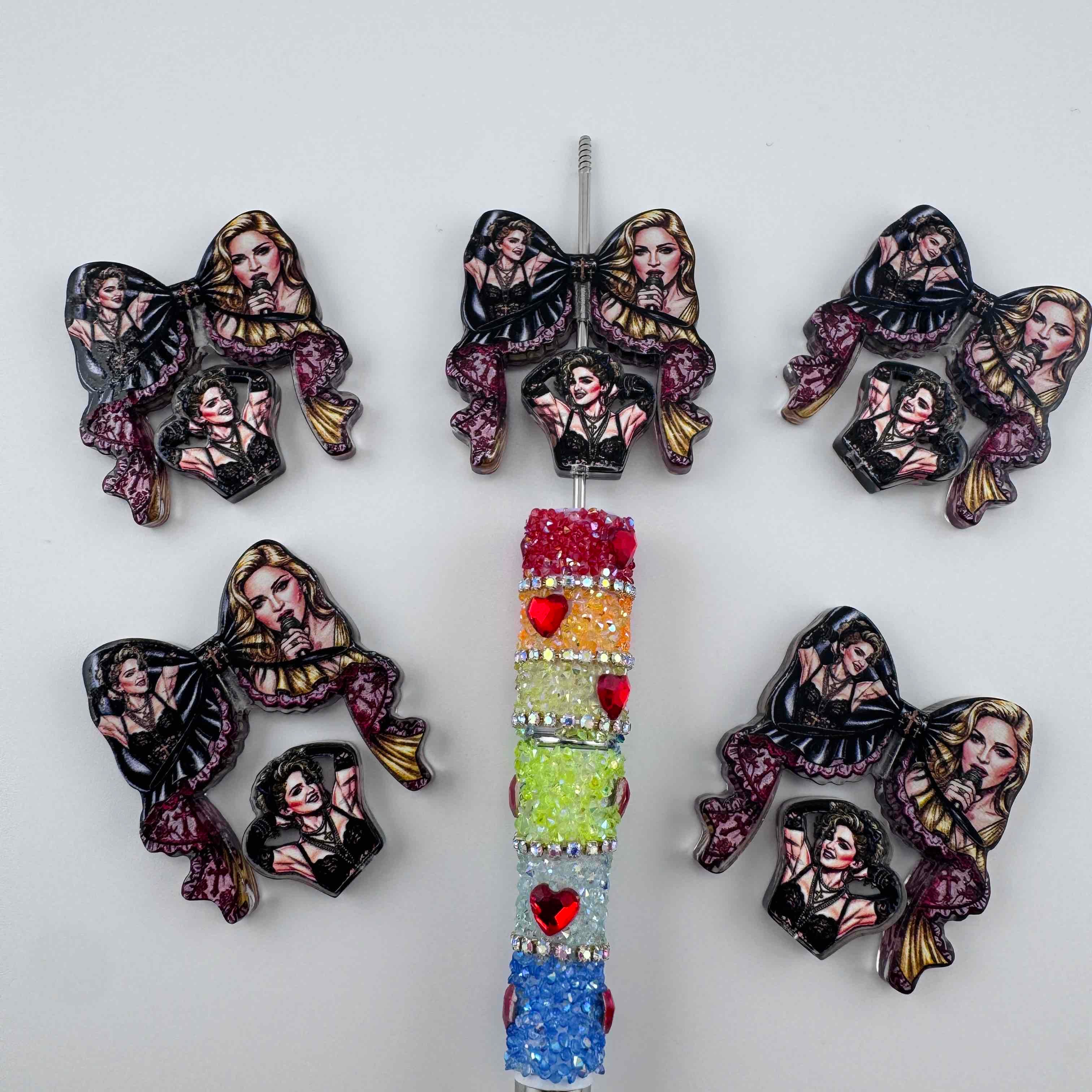 FS20259-Pop Singer Portrait Bow Acrylic Beads