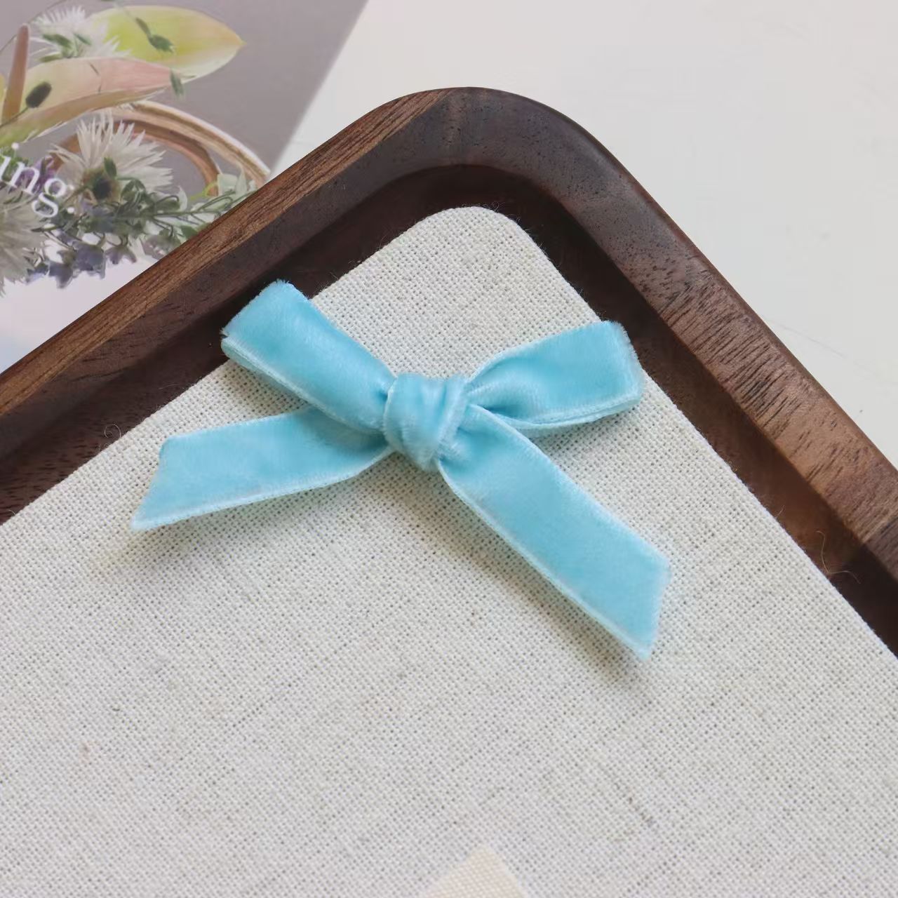 FS4656- 10mm Velvet Bows