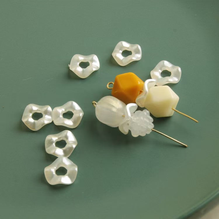 FS5421- 13mm Wavy Spacer Beads