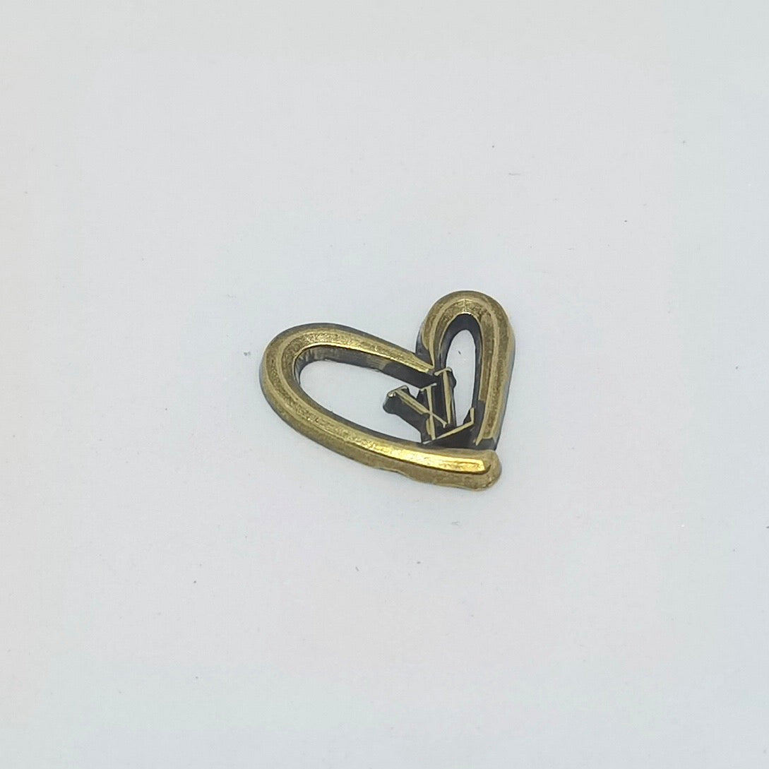 FS4146-About 25*25mm Heart Metal Patch As Picture Shows
