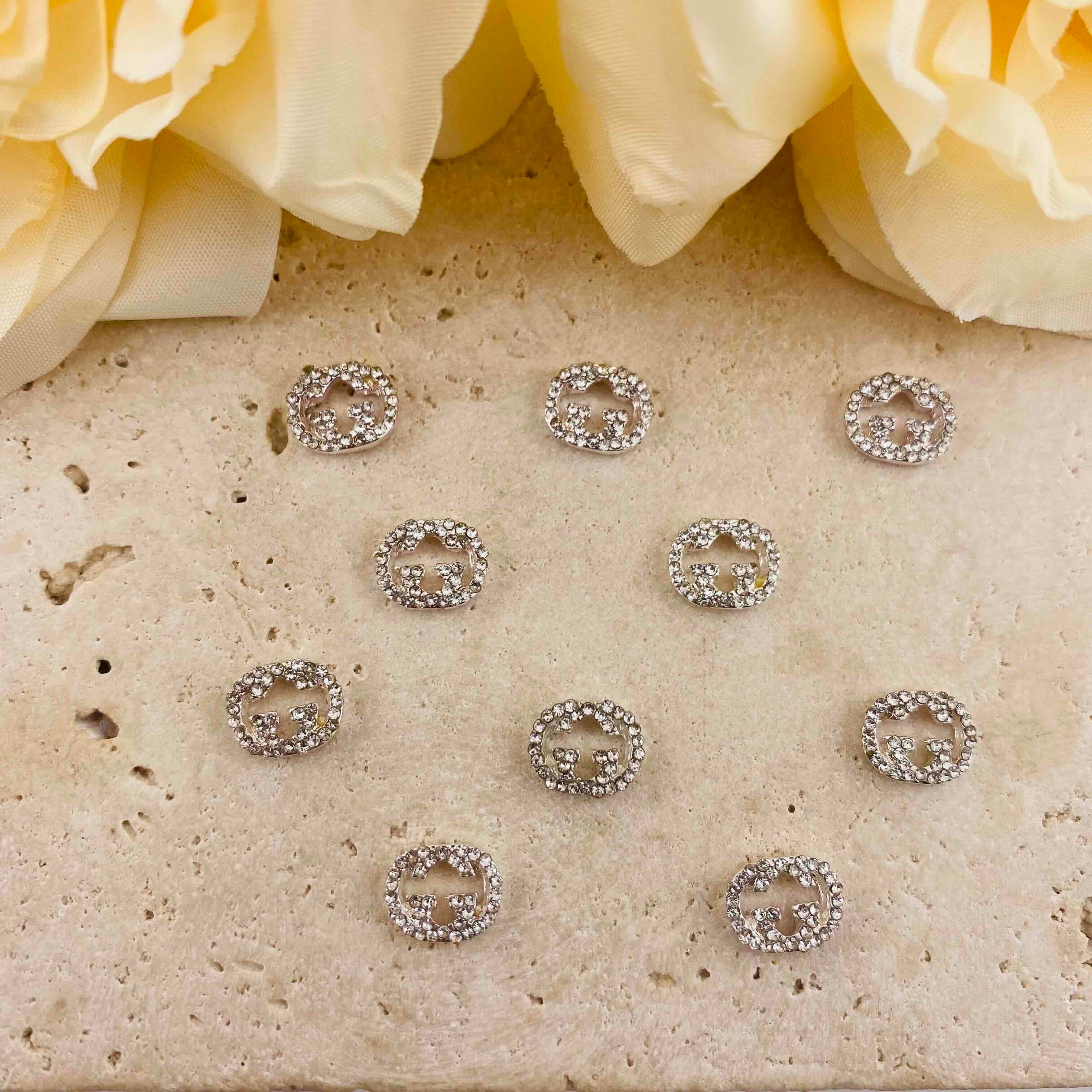 FS4797-9mmGG Rhinestone Metal Nail Charms