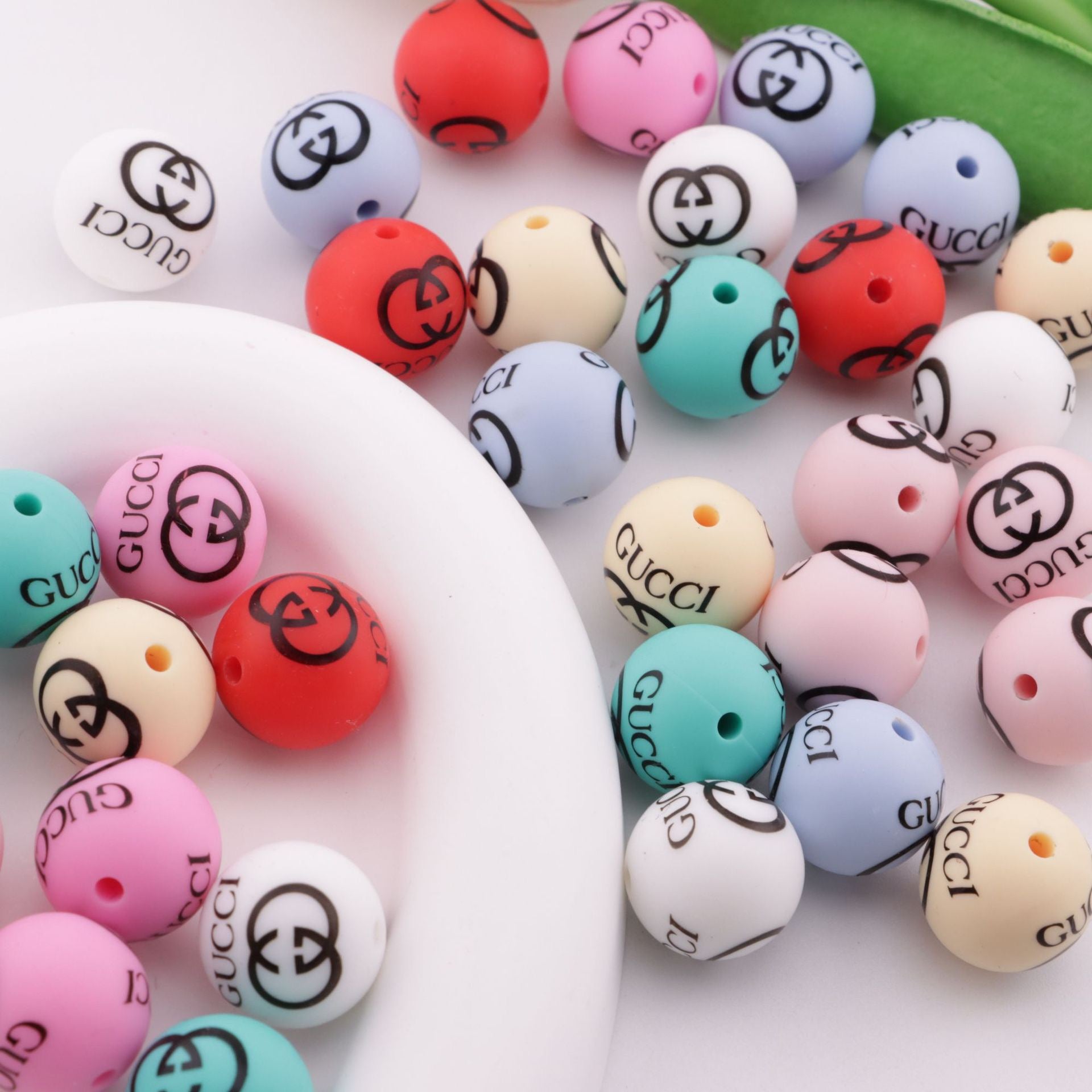FS6518-15mm Silicone Beads As Picture Shows