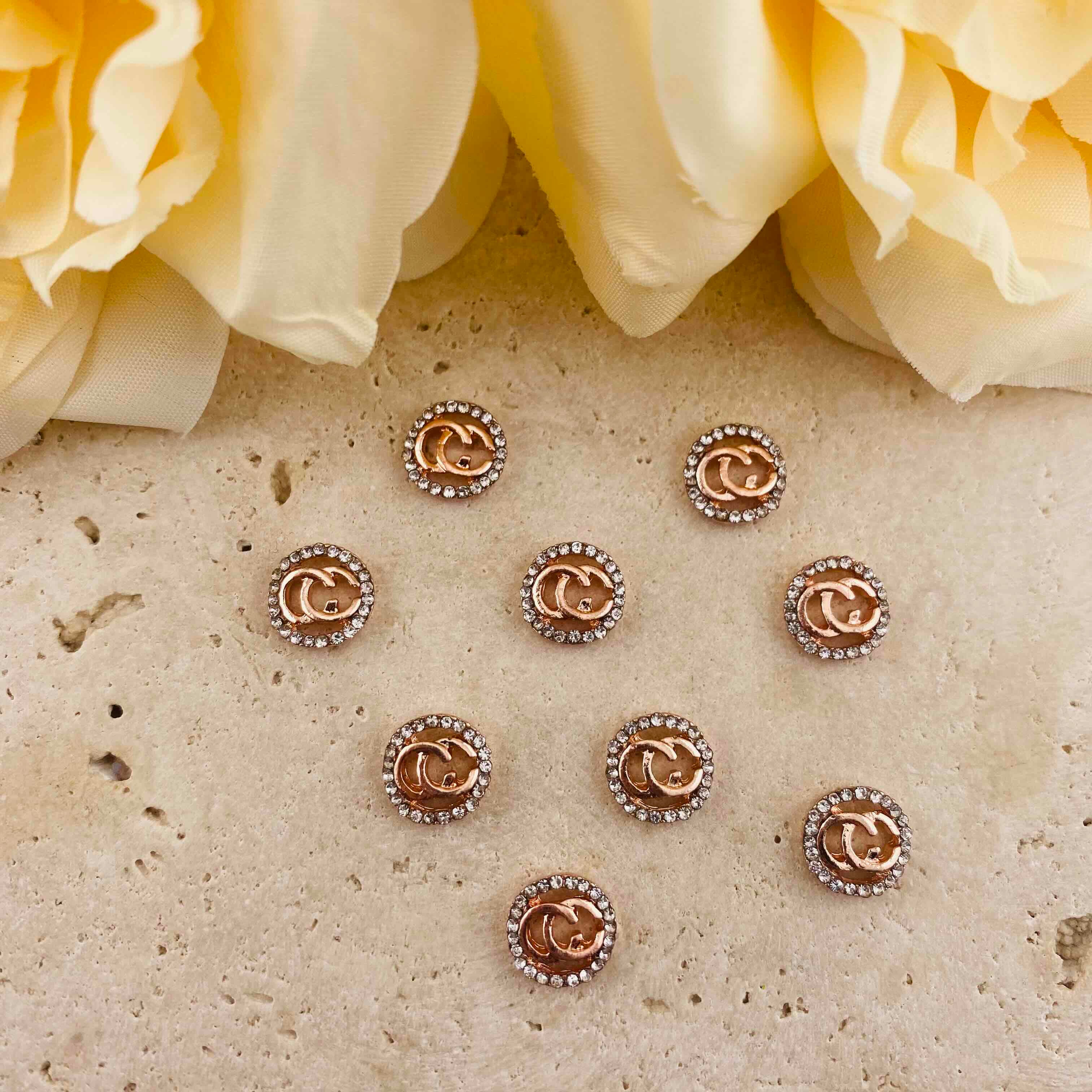 FS4796-  9mm GG Round Metal Nail Charms