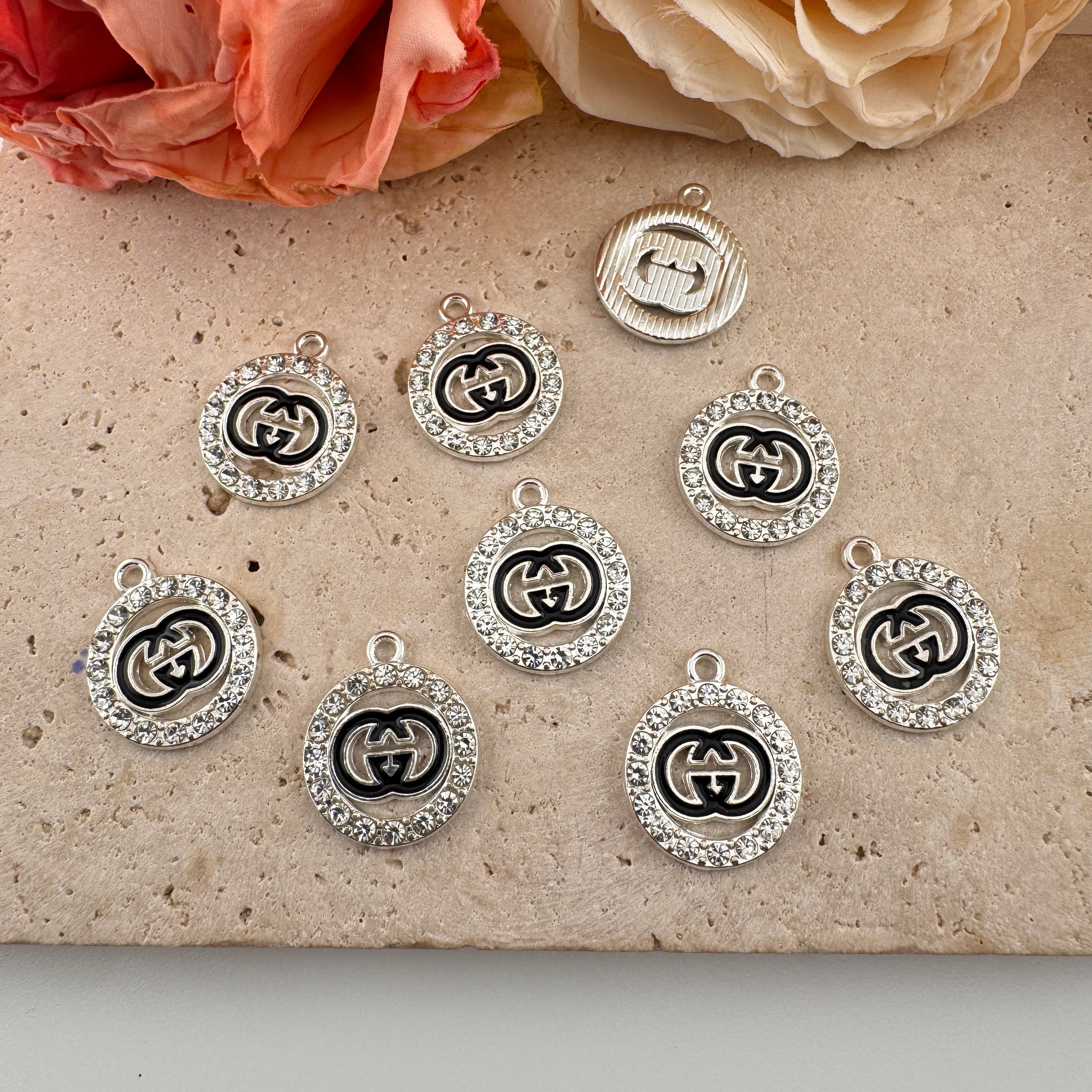 FS3909-About 16×19mm GG Metal Charms