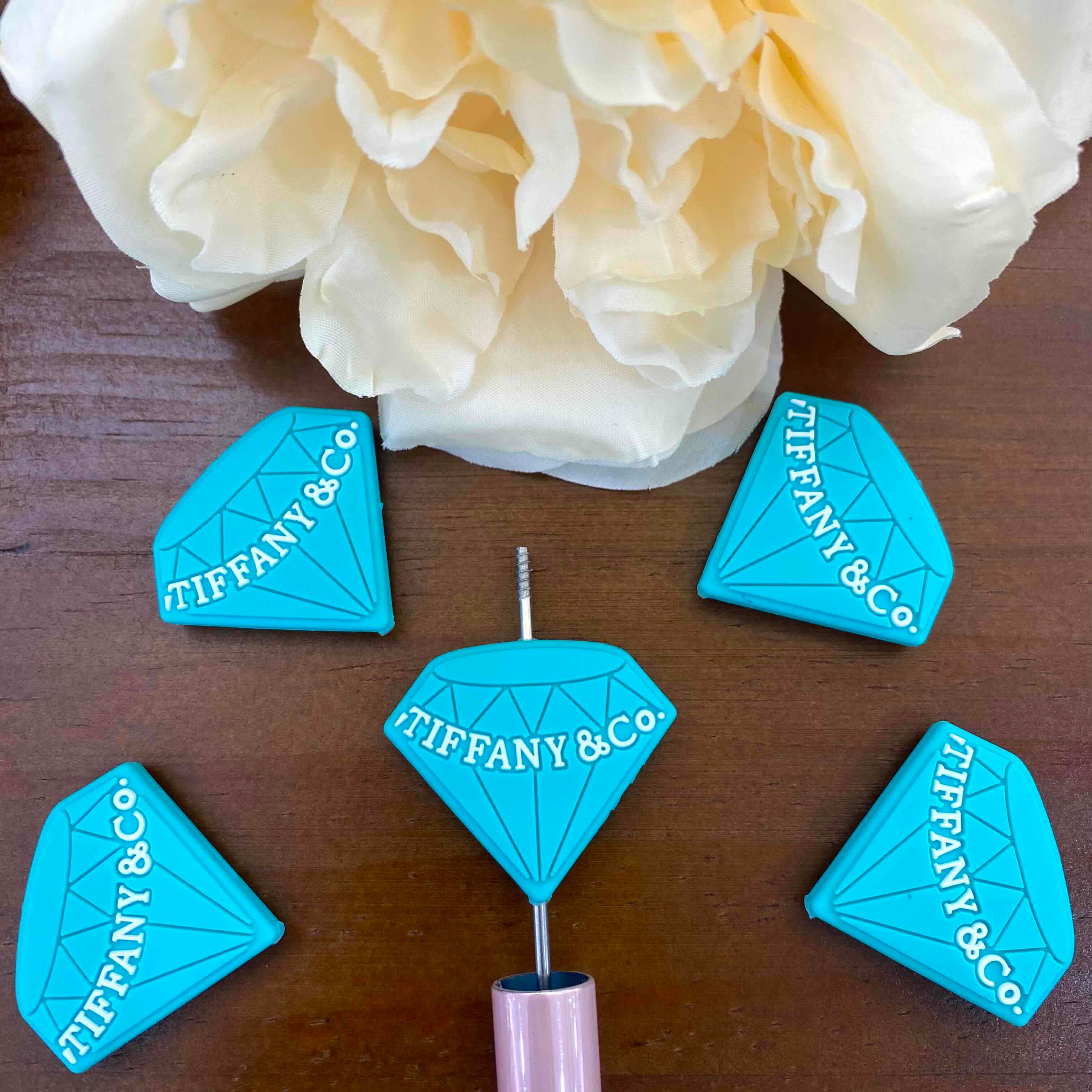 FS20152-Tiffany Diamond Flat Silicone Focal Beads
