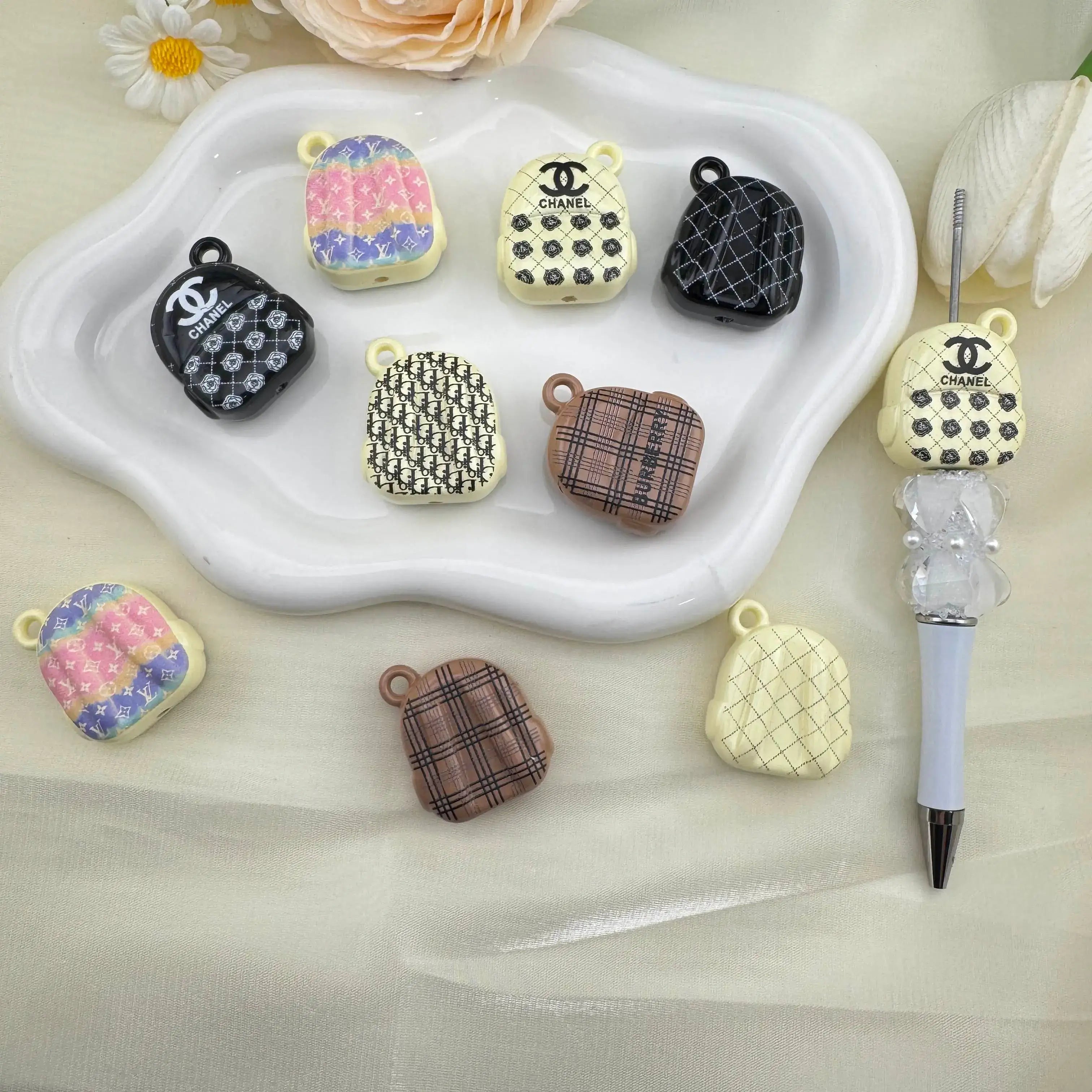 About 27×29mm Random Mixed 3D School Bag Acrylic Beads Fit For Beadable Pens Zoe DIY Wholesale