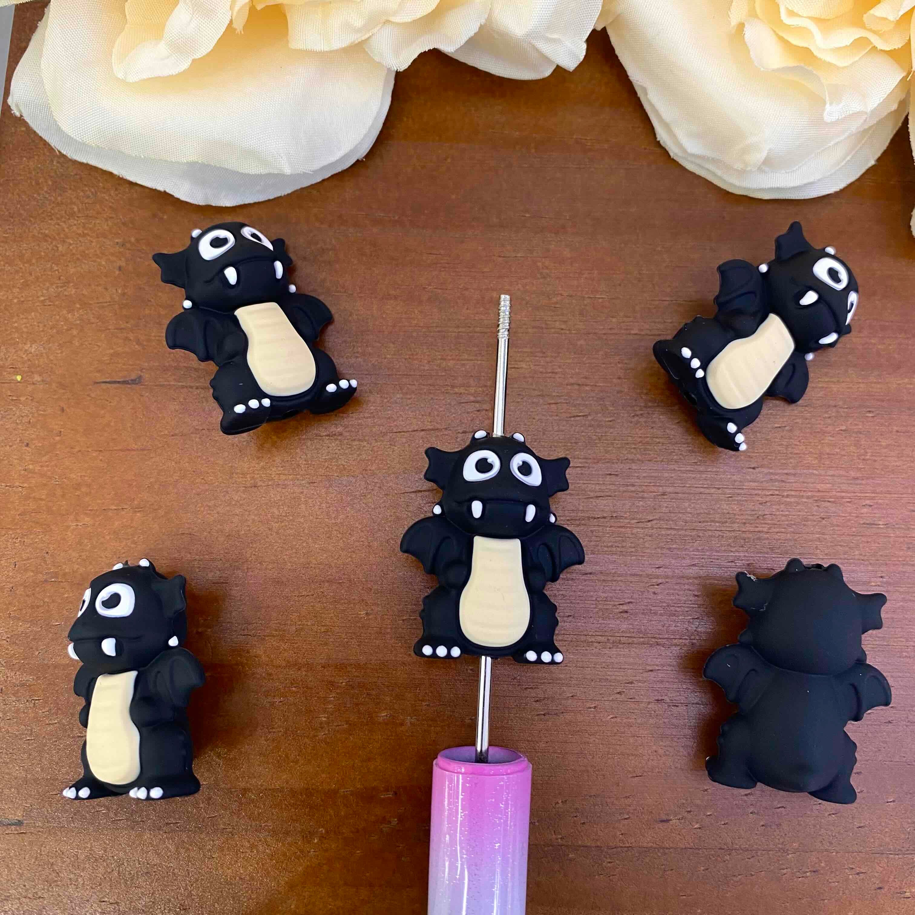 FS20568-3D Toothless Dragon Silicone Focal Beads
