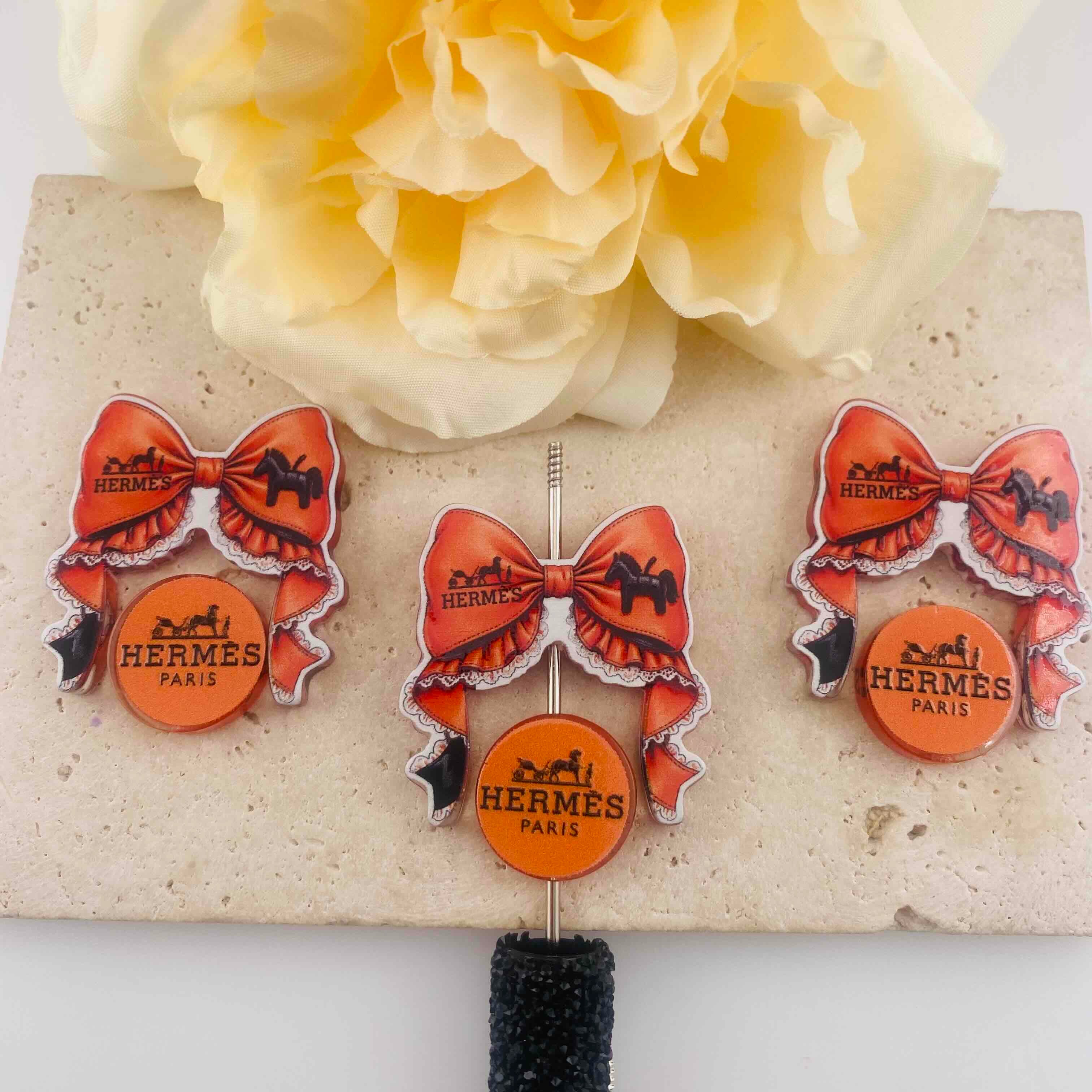 PP20310-Orange Classic Bow Acrylic Focal Beads