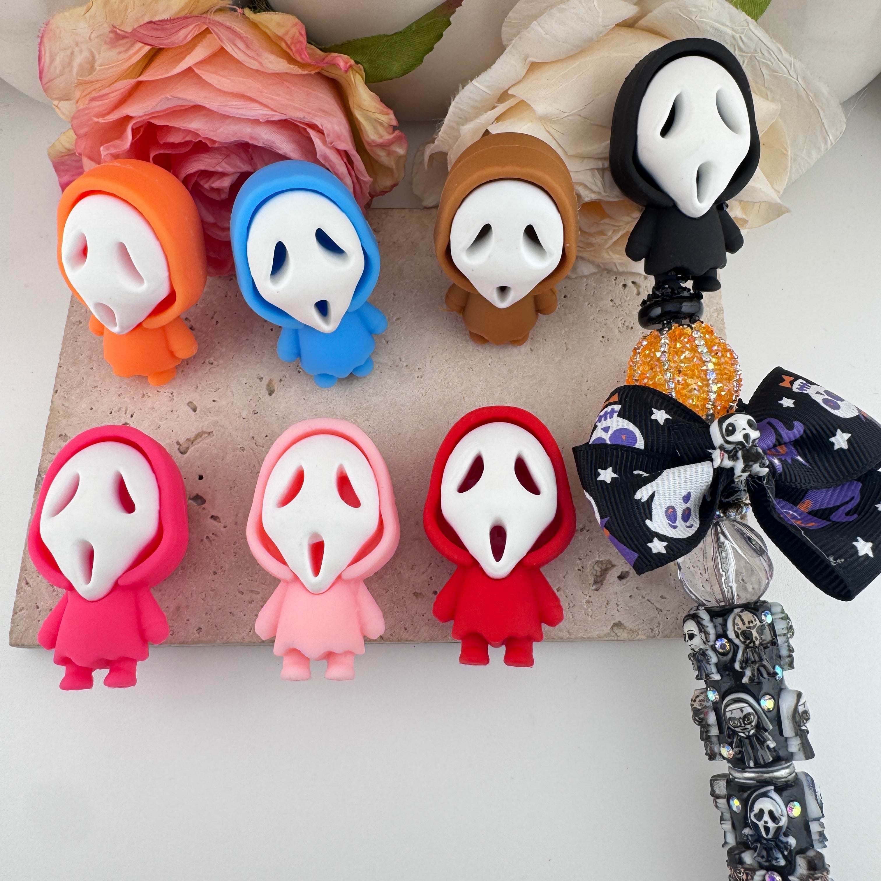FS19437-Halloween Ghost Silicone Topper