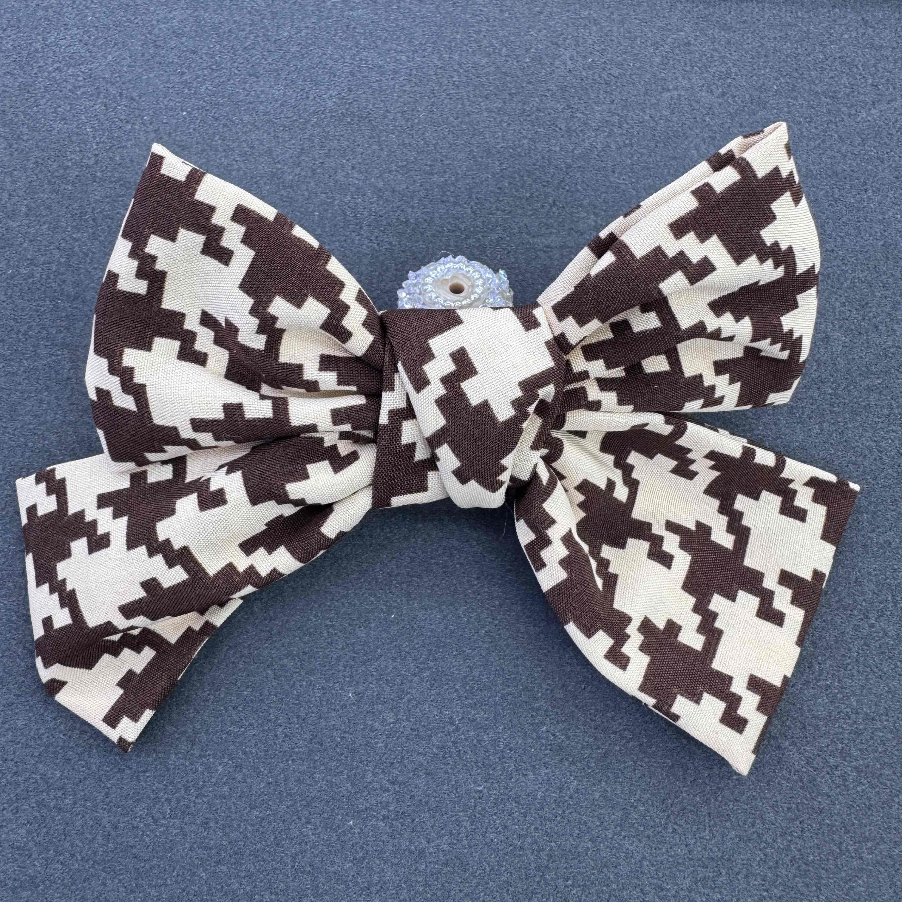 FS20045-Bow Sugar Beads
