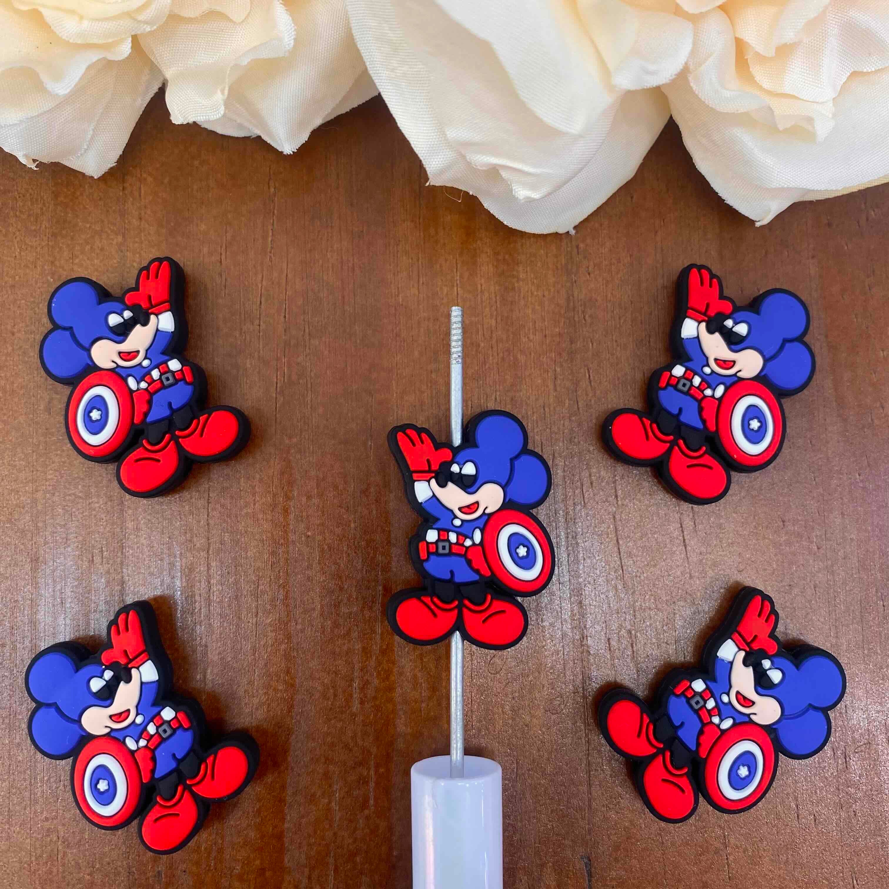FS20488-Captain America Mickey Flat Silicone Focal Beads