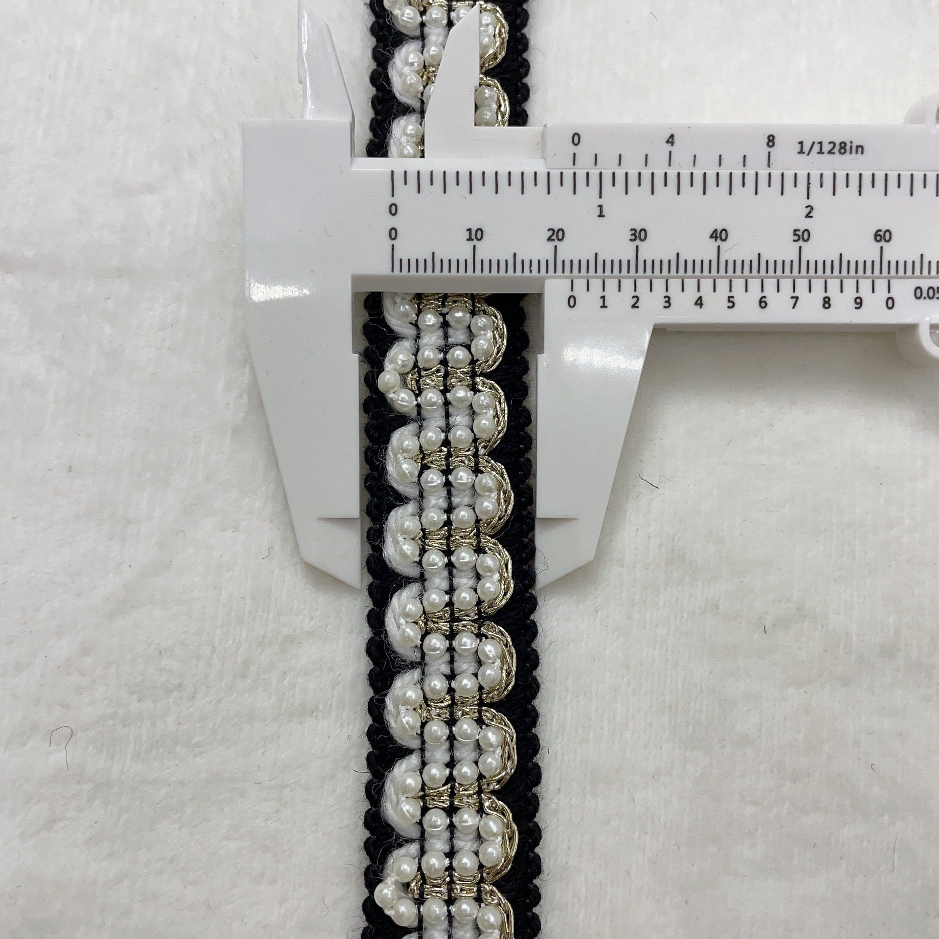 FS0066-2Meter Width 20mm Size Farbic With Pearl