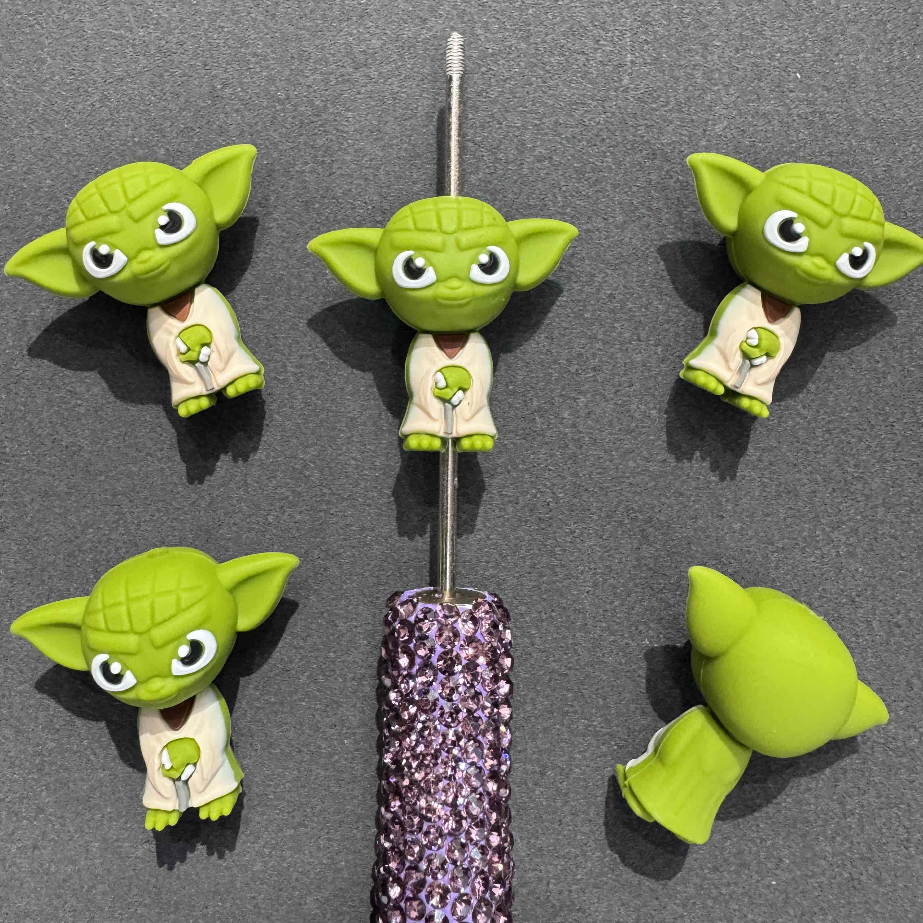 FS20009-3DBaby Yoda Silicone Focal Beads