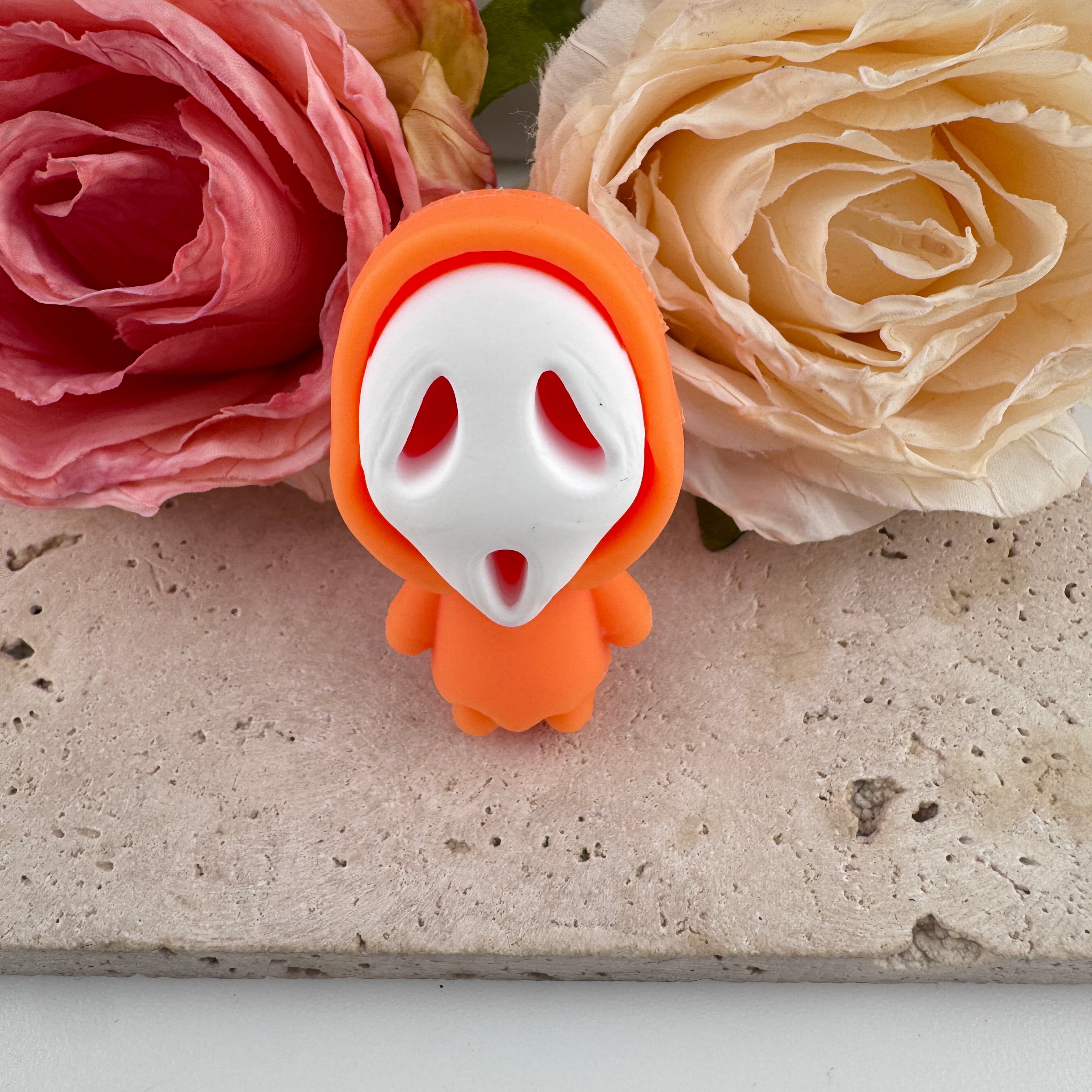 FS19437-Halloween Ghost Silicone Topper