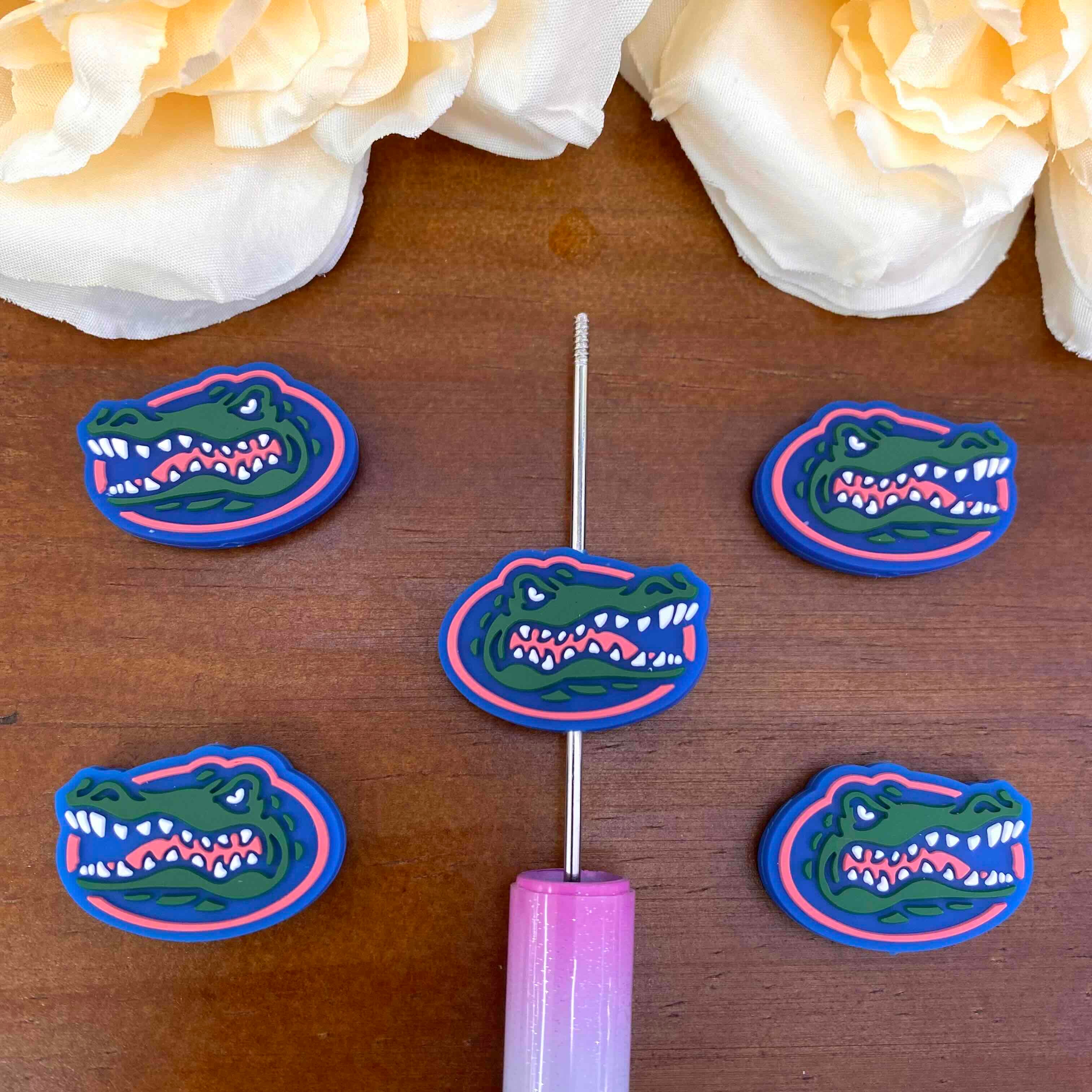 FS20620-Florida Gators Flat Silicone Focal Beads