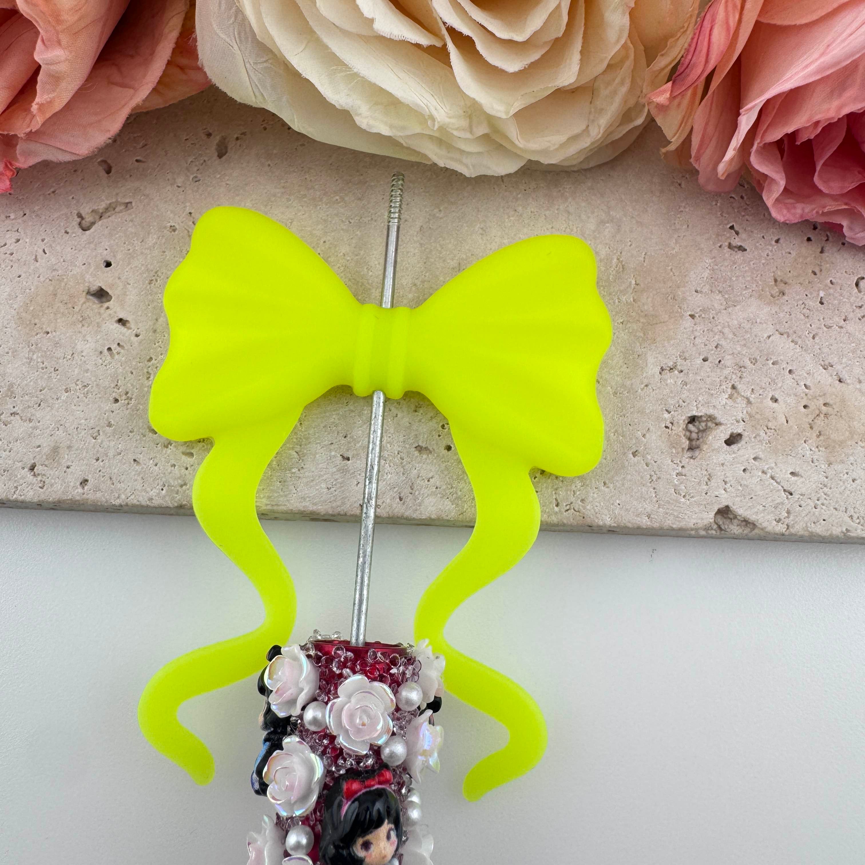 FS19388-About 60×70mm Silicone Bow Beads