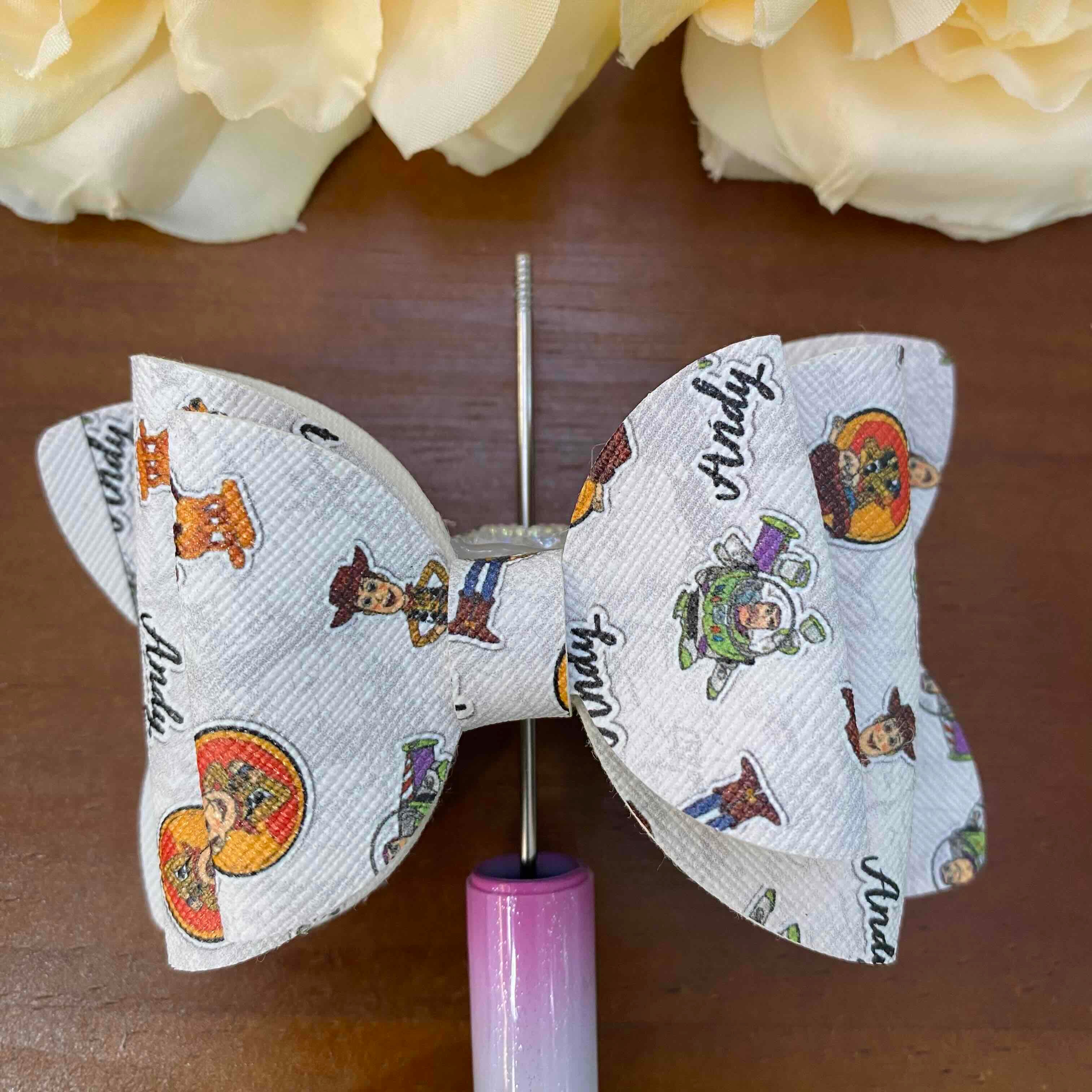 FS20624-Toy Story Sugar Bow Beads