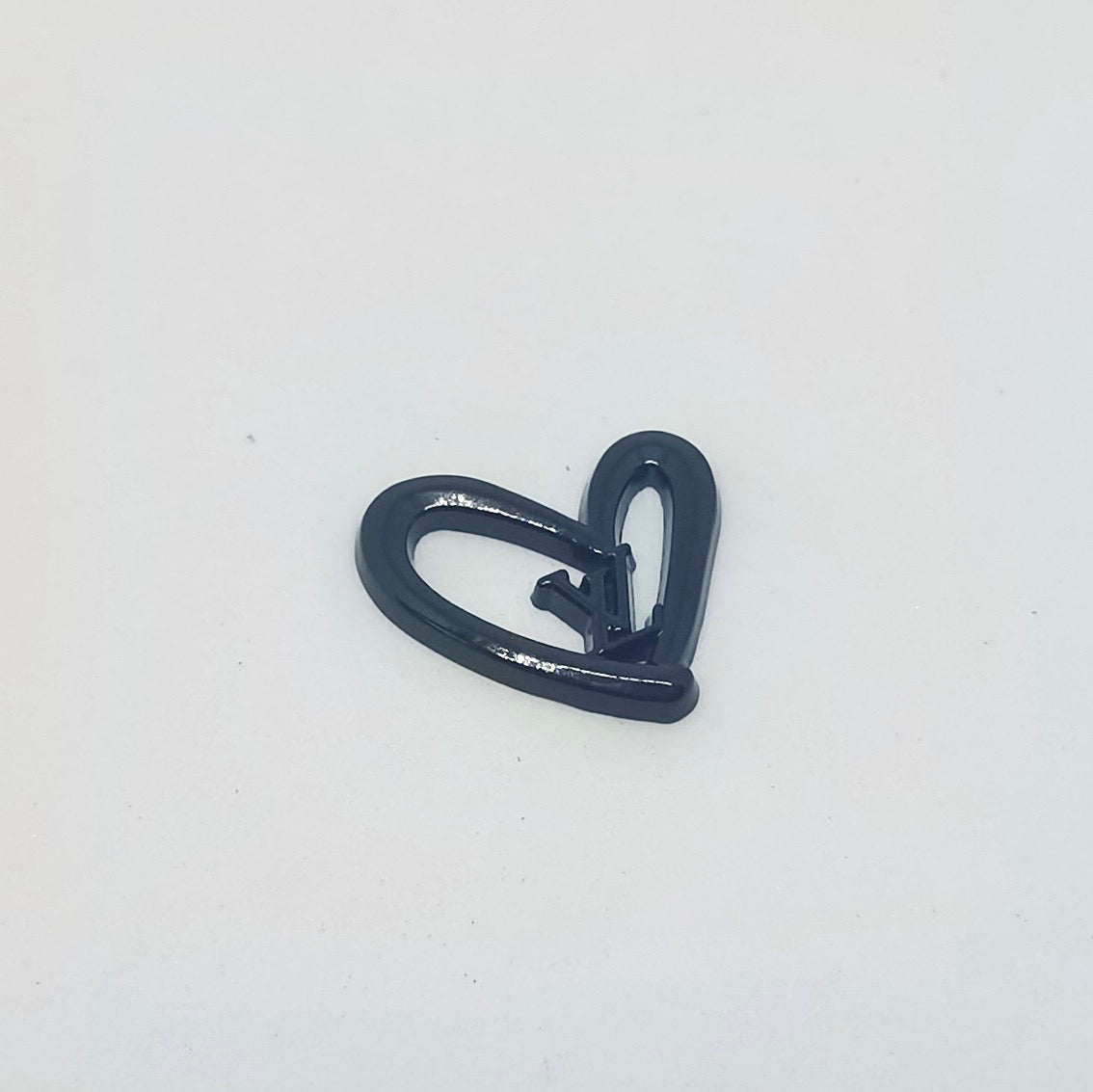 FS4146-About 25*25mm Heart Metal Patch As Picture Shows