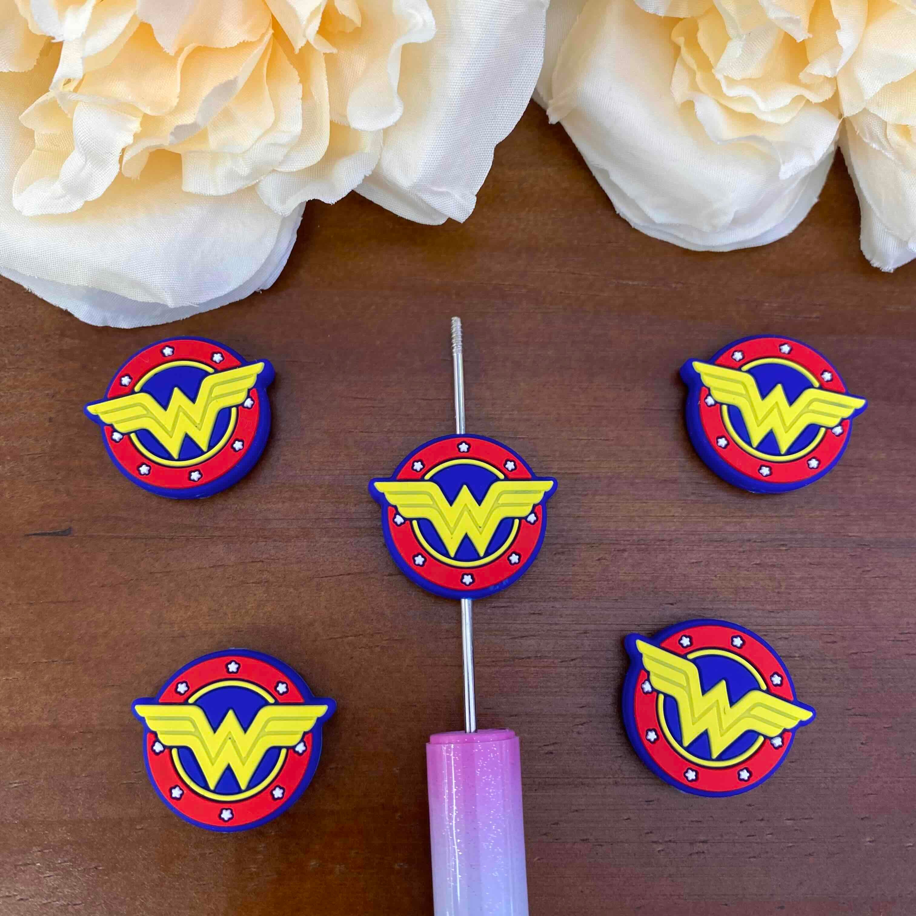 FS20592-Wonder Woman Flat Silicone Focal Beads