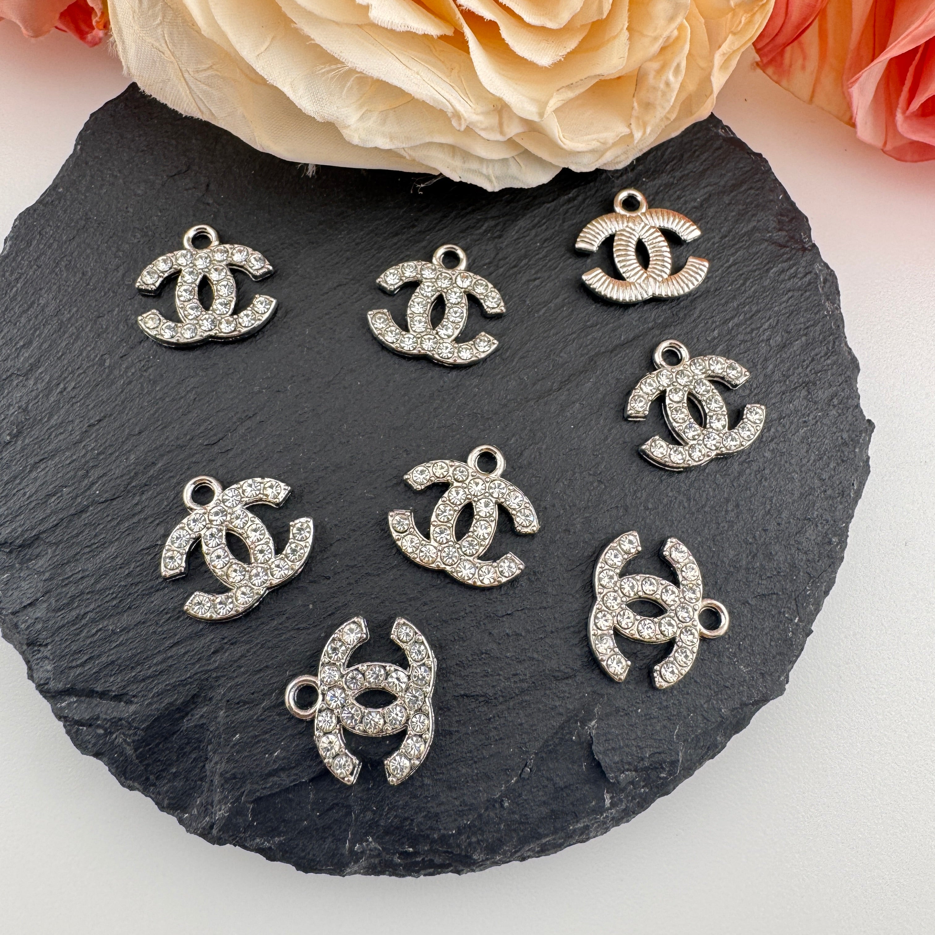 FS3389-About 15×14mm Metal Charms As Picture Shows