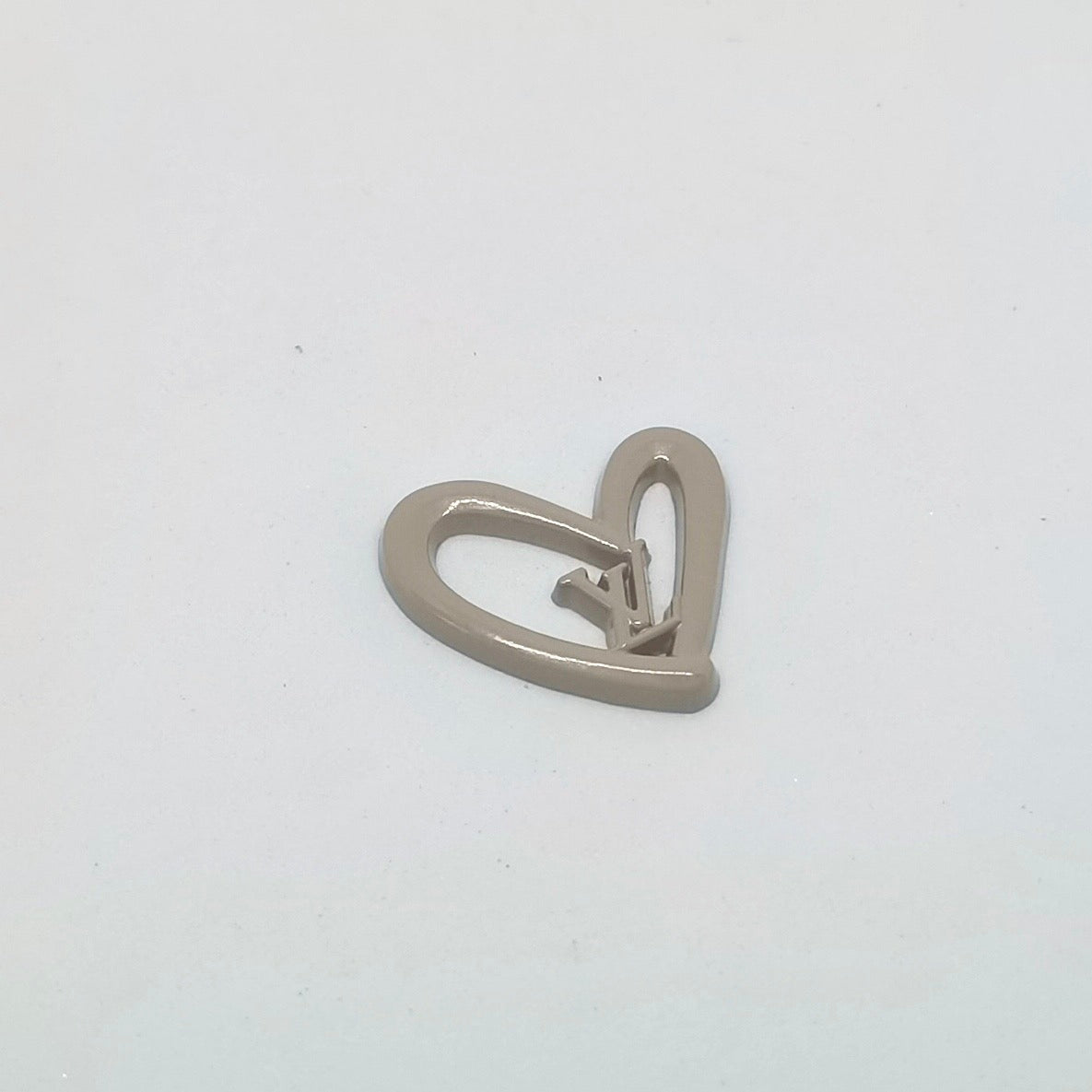 FS4146-About 25*25mm Heart Metal Patch As Picture Shows