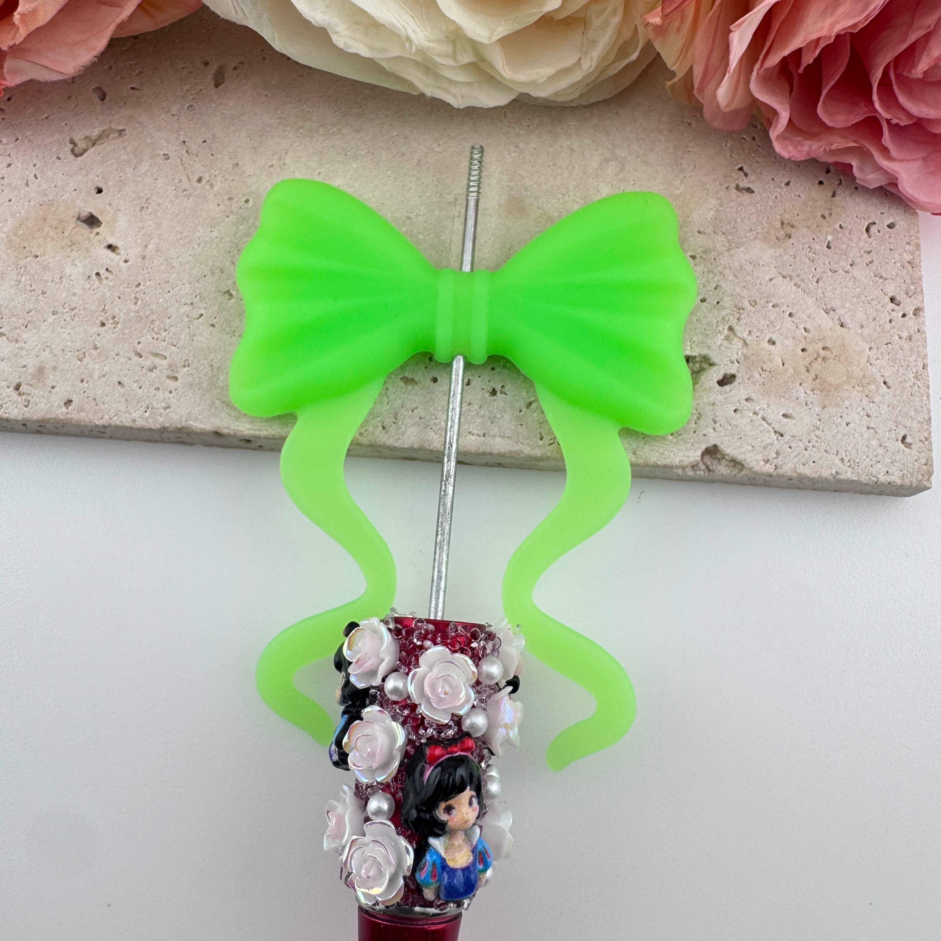 FS19388-About 60×70mm Silicone Bow Beads
