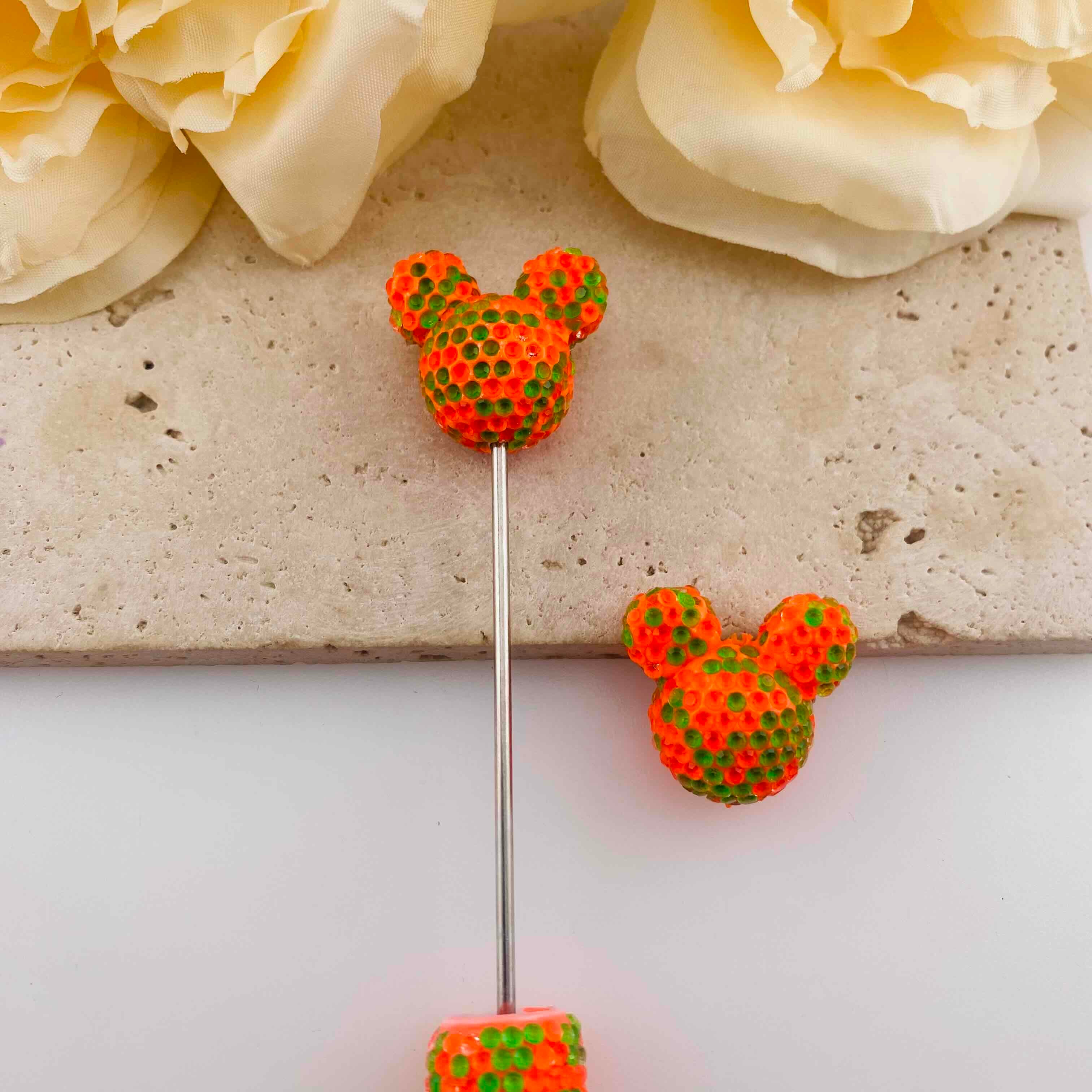 FS20073-About 22*25mm Rhinestone Mickey Head Clay Beads