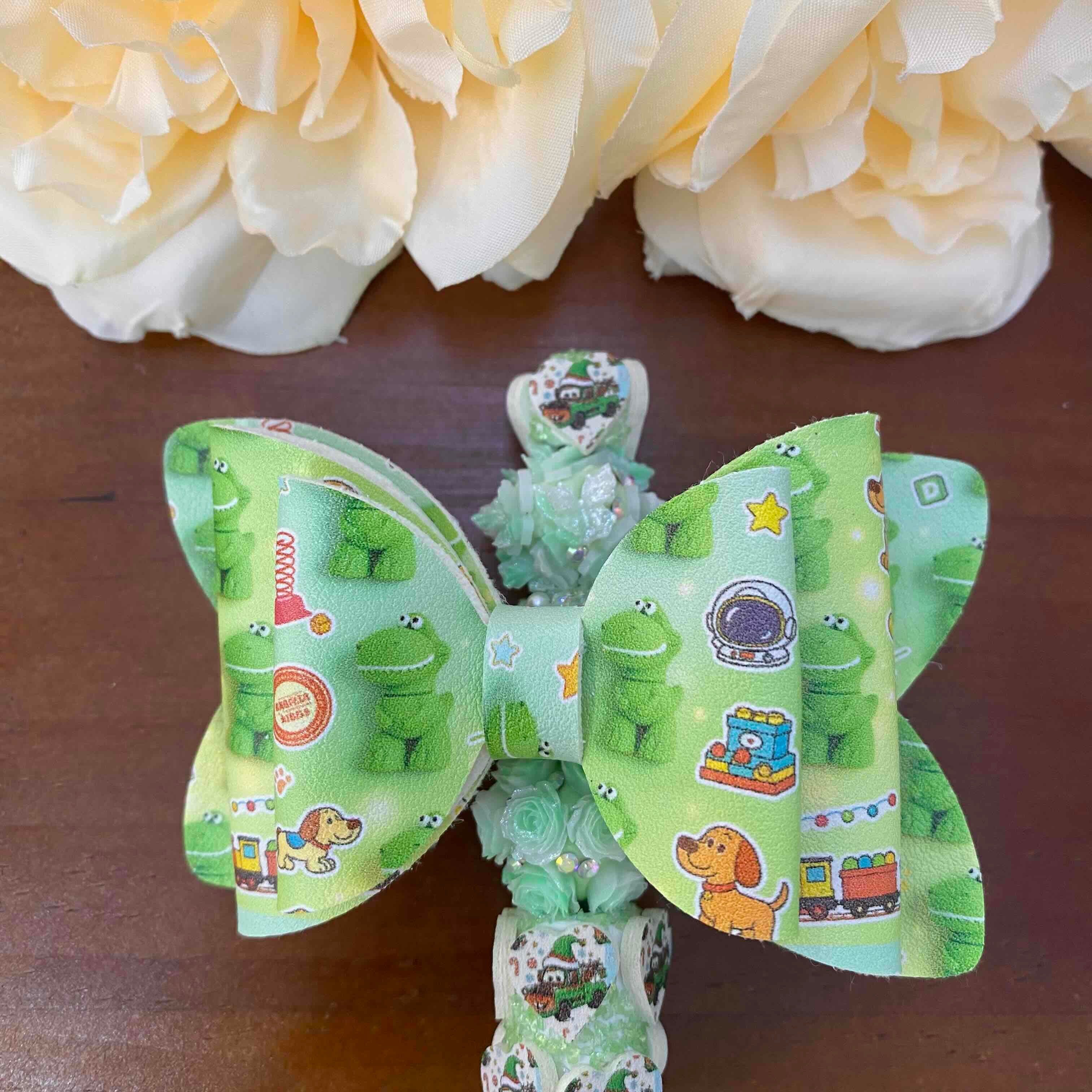 FS20624-Toy Story Sugar Bow Beads