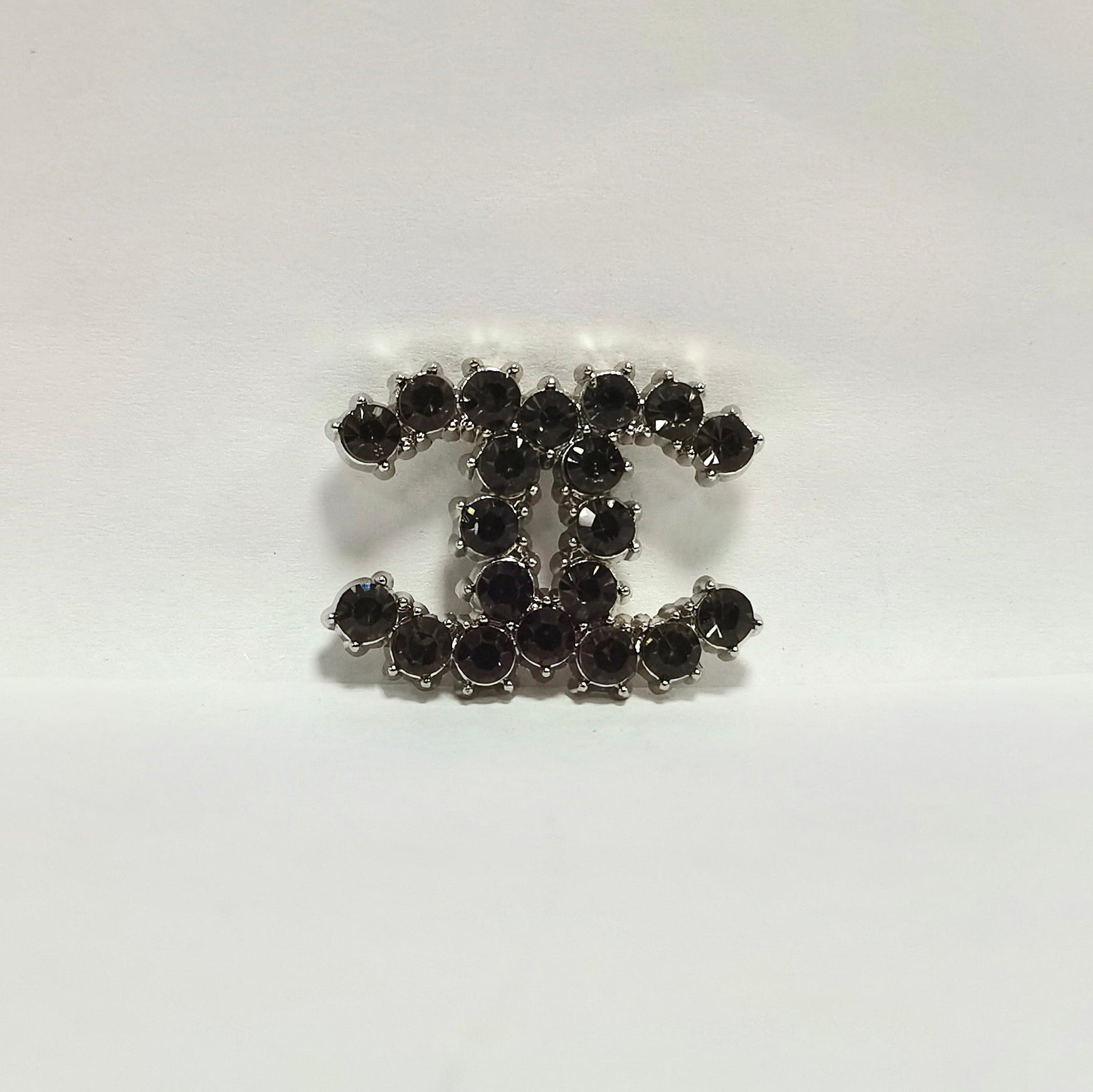 FS2532-About 27×21mm C Rhinestone Metal Patch