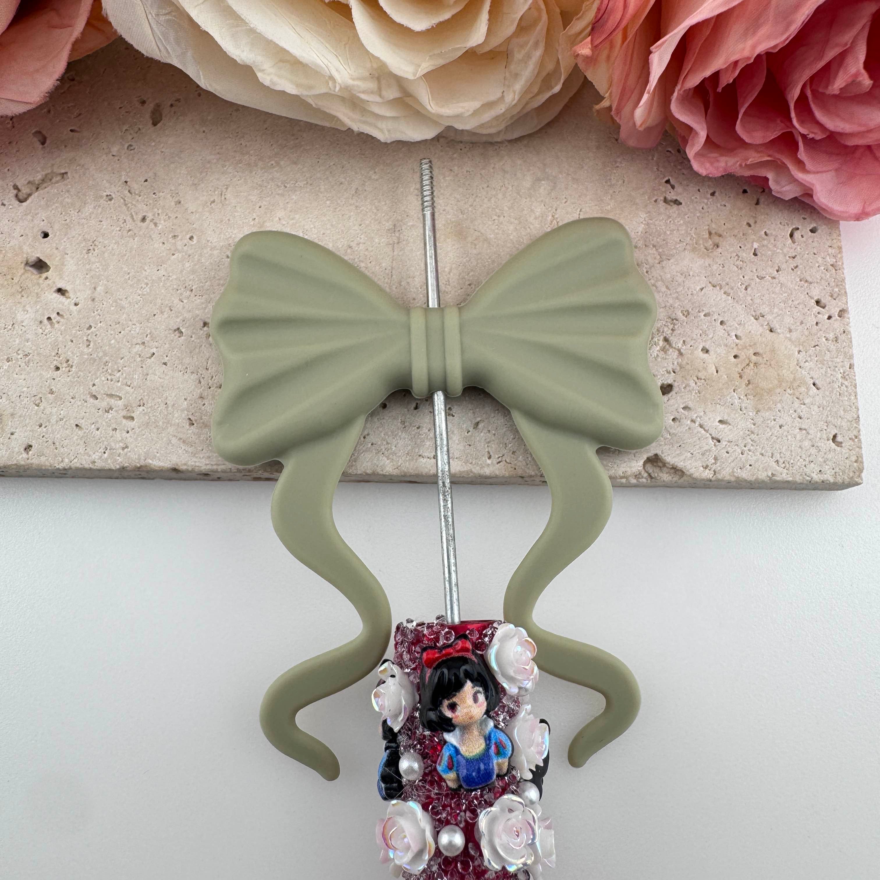 FS19388-About 60×70mm Silicone Bow Beads
