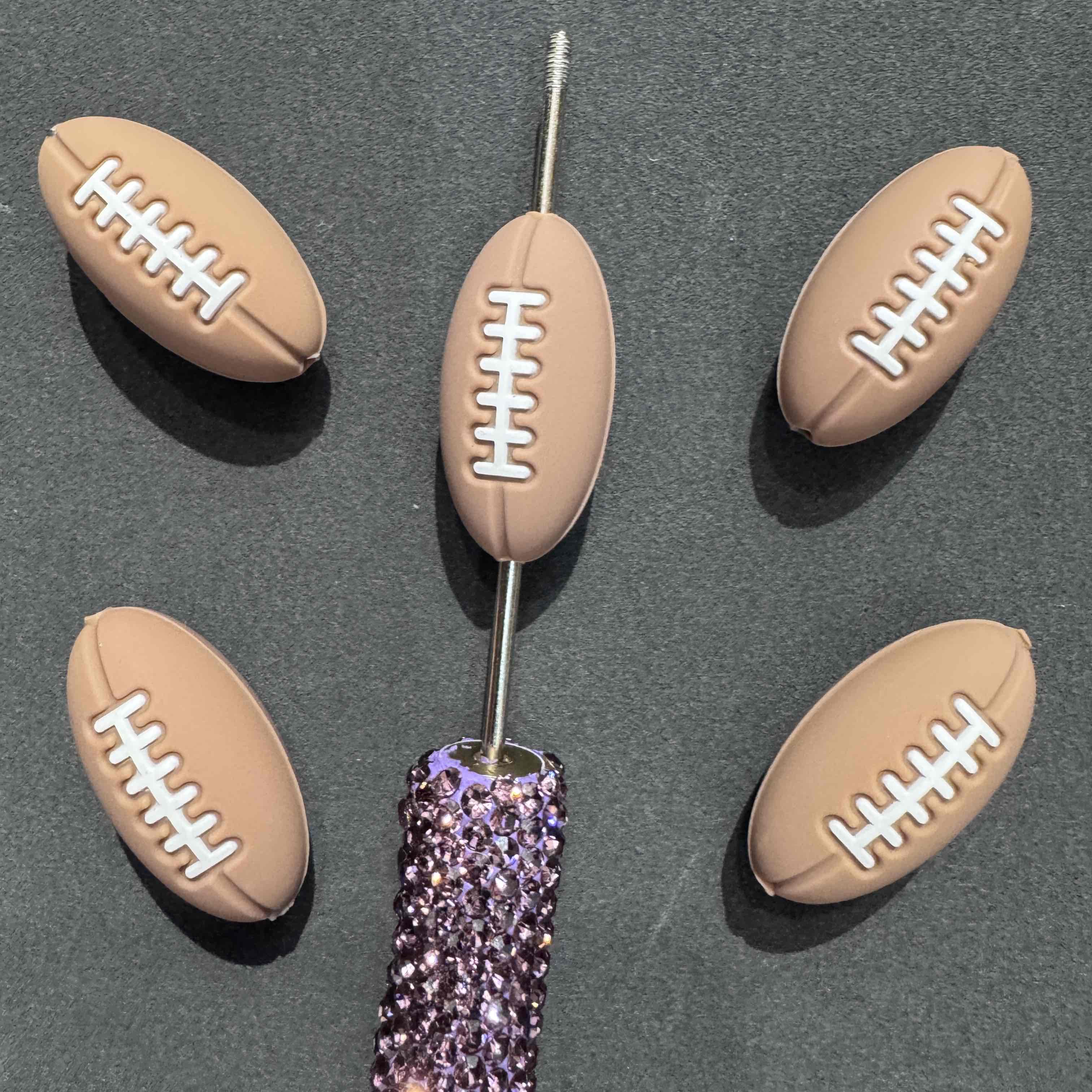 FS20008-3DFootball Silicone Focal Beads