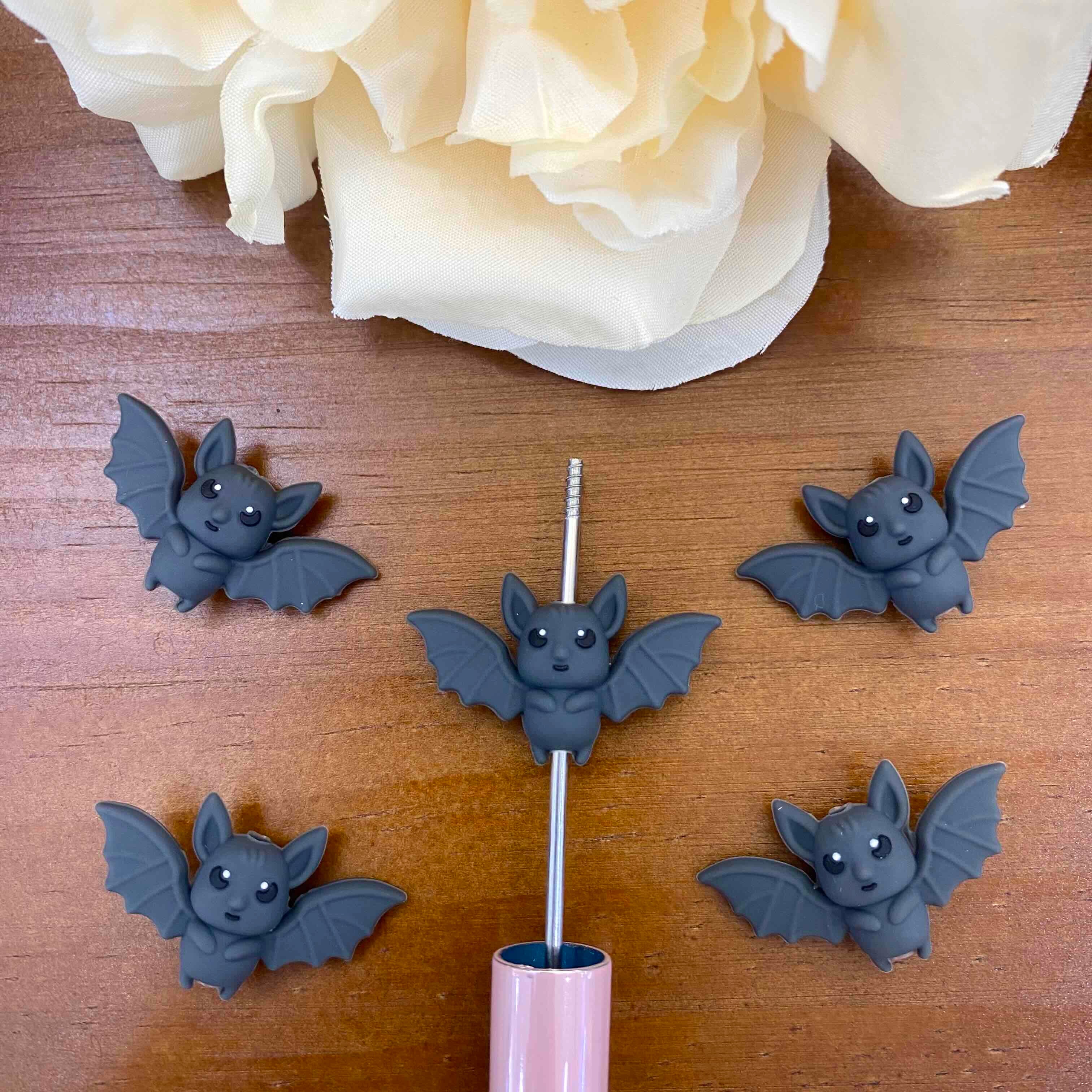 FS20220-3D Bat Silicone Focal Beads