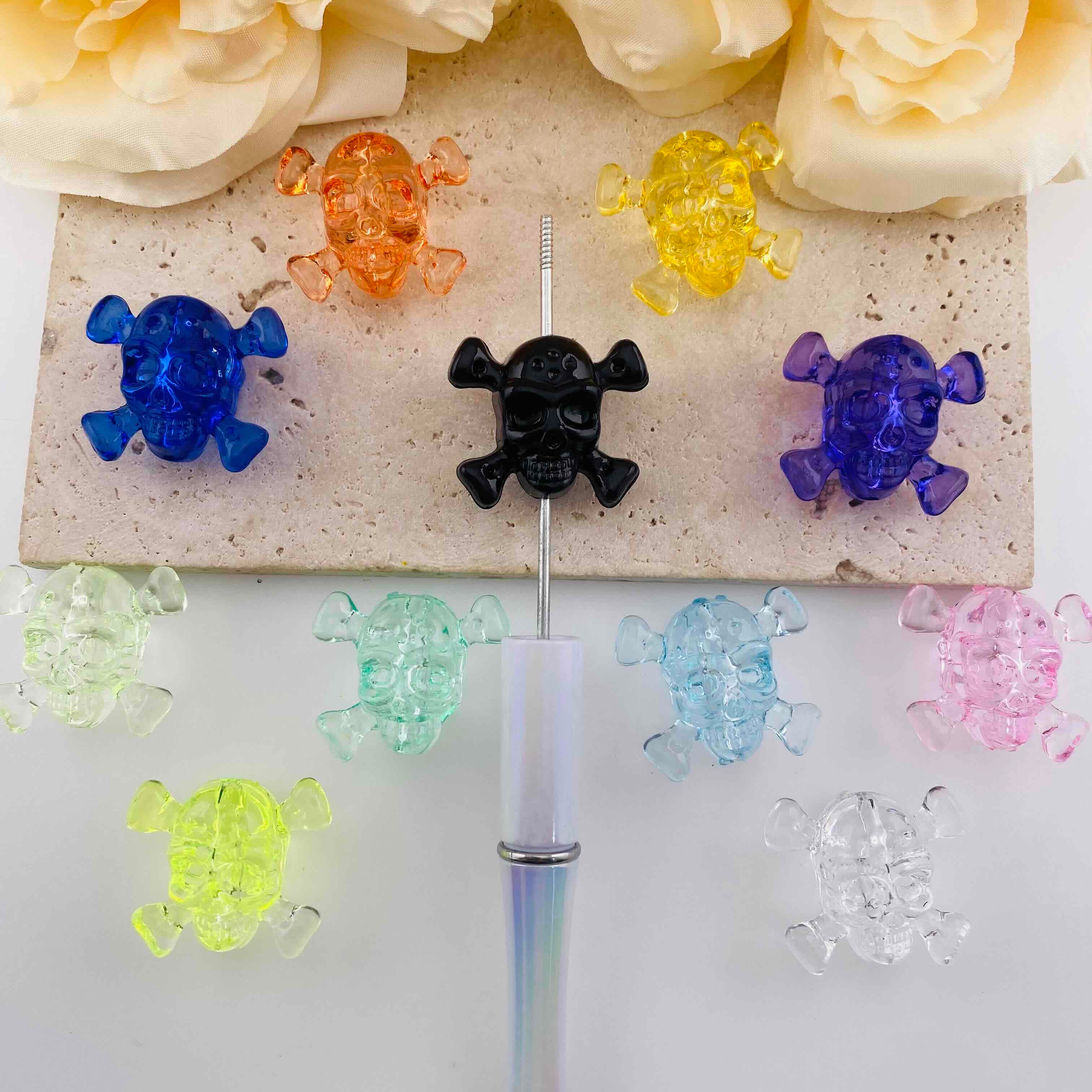FS19909-About 23*29mm Skull Crossbones Resin Beads