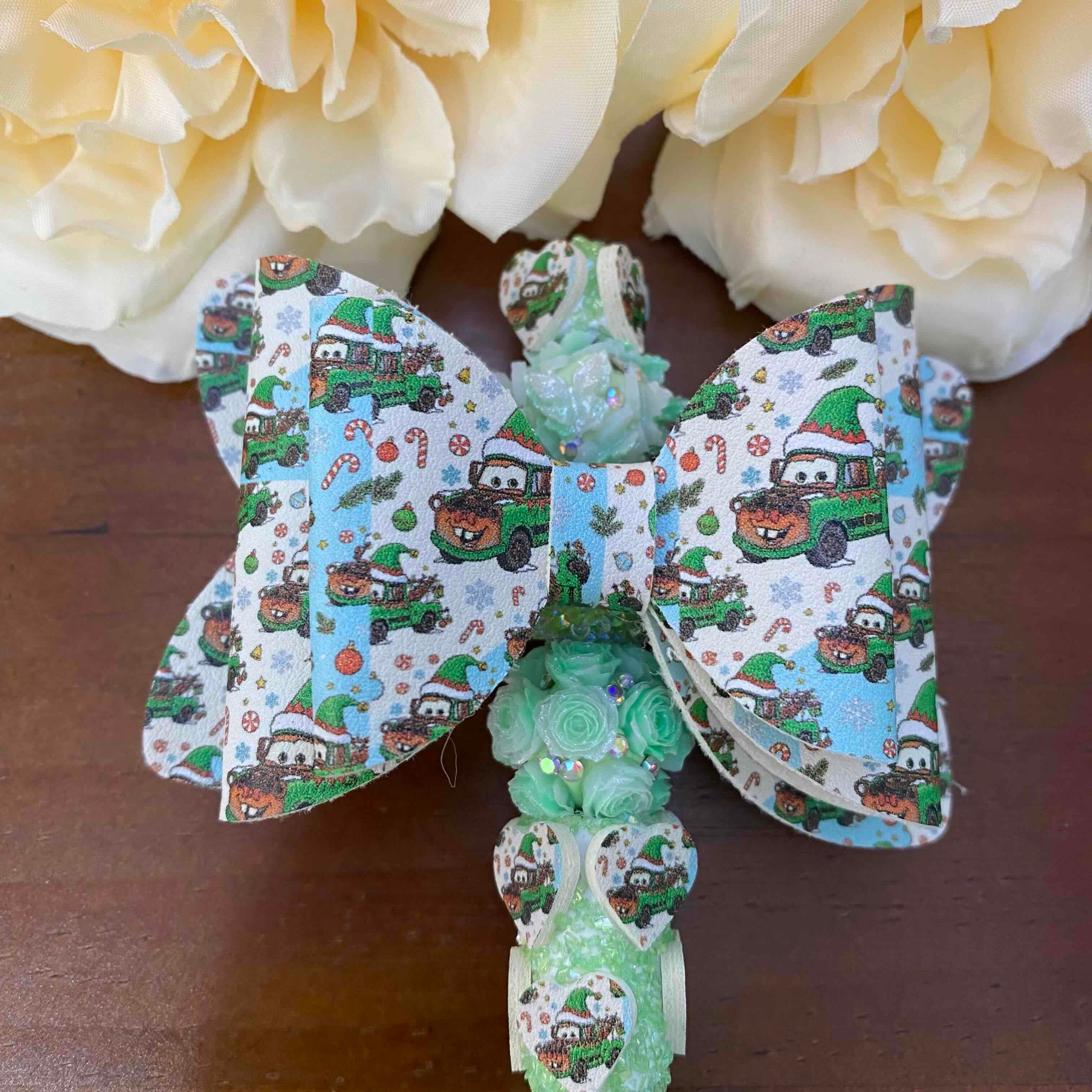 FS20623-Tow Mater Sugar Bow Beads