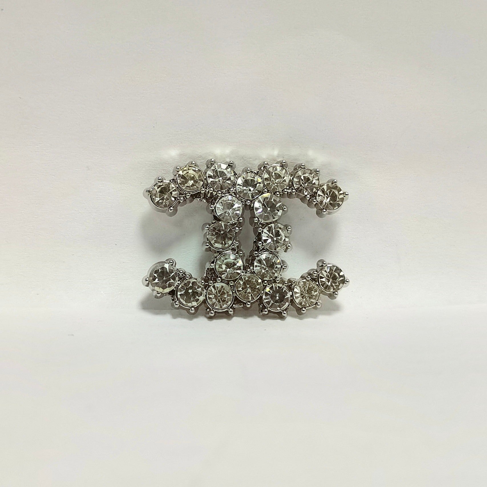 FS2532-About 27×21mm C Rhinestone Metal Patch